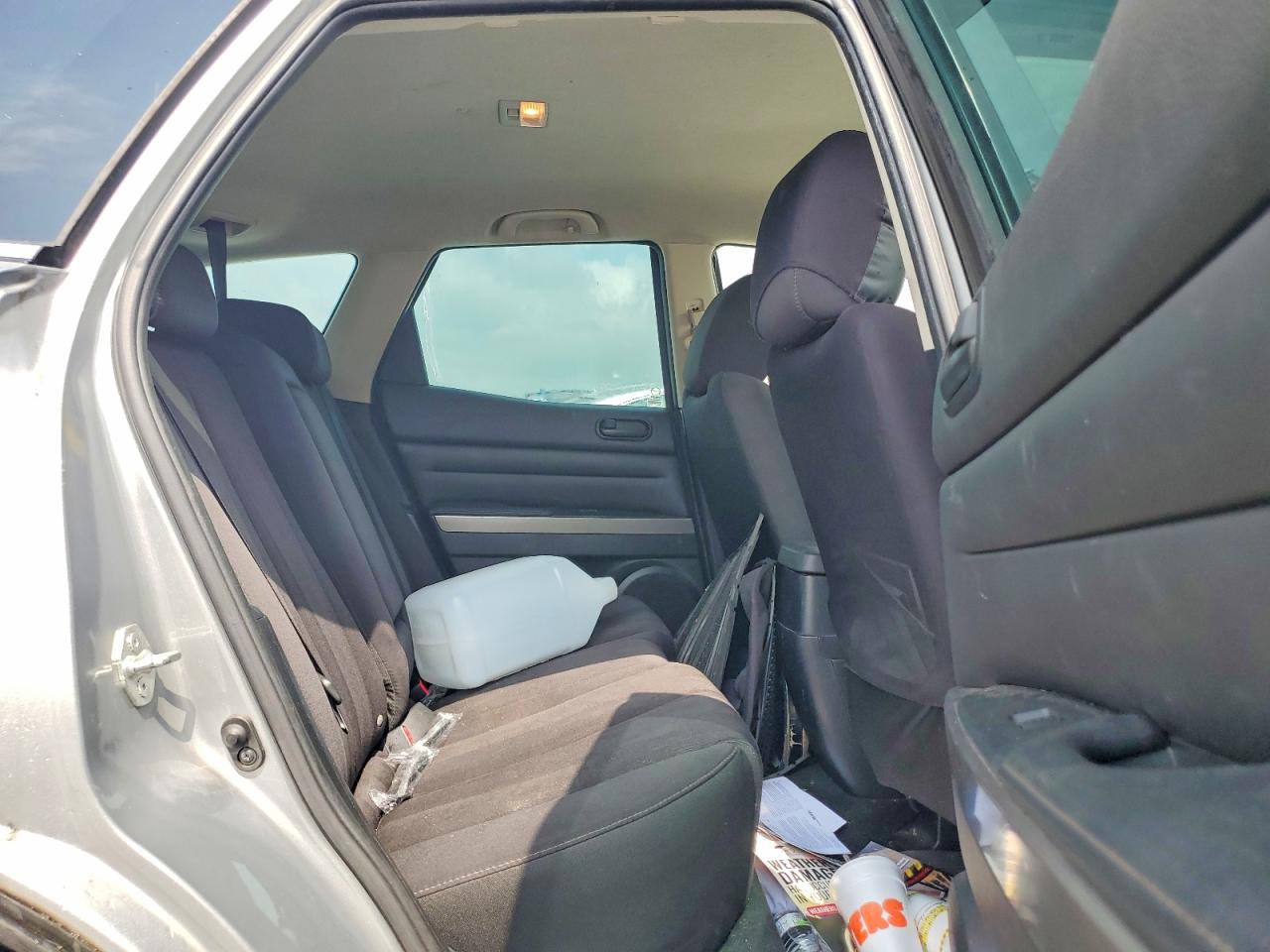 2011 Mazda Cx-7 Silver vin: JM3ER2A59B0395985