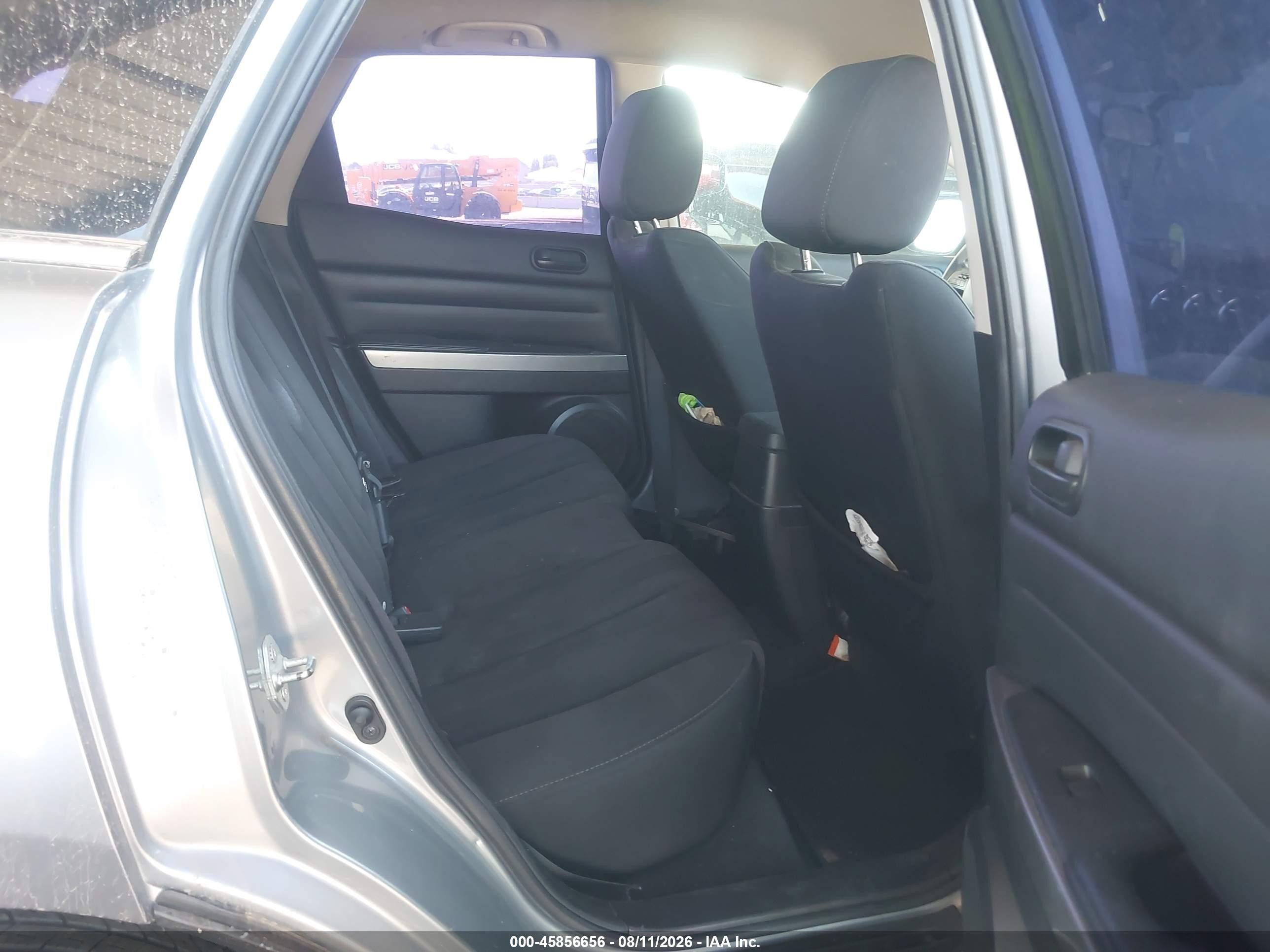 2011 Mazda Cx-7   Silver vin: JM3ER2AM6B0391089