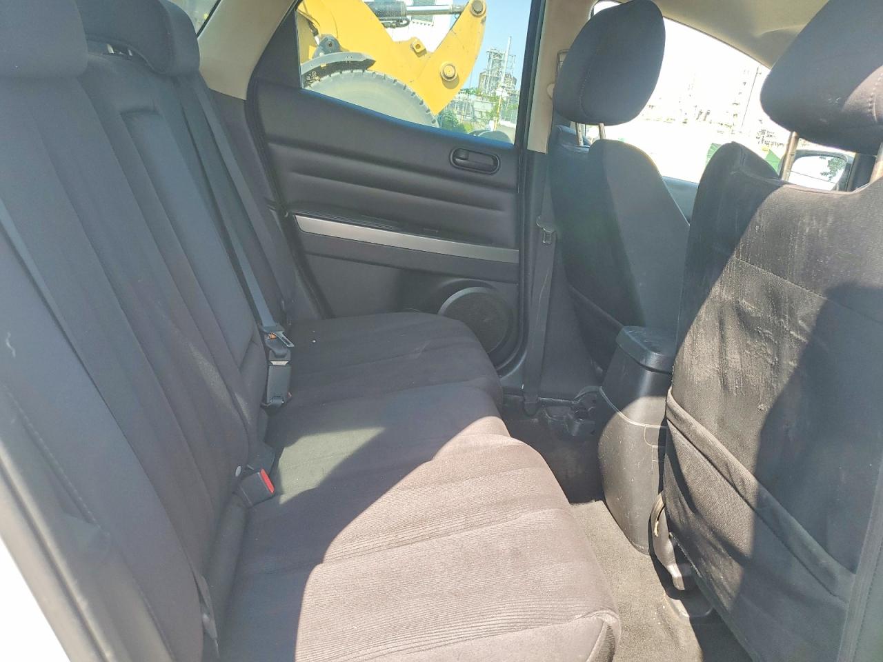 2011 Mazda Cx-7 White vin: JM3ER2B51B0407481