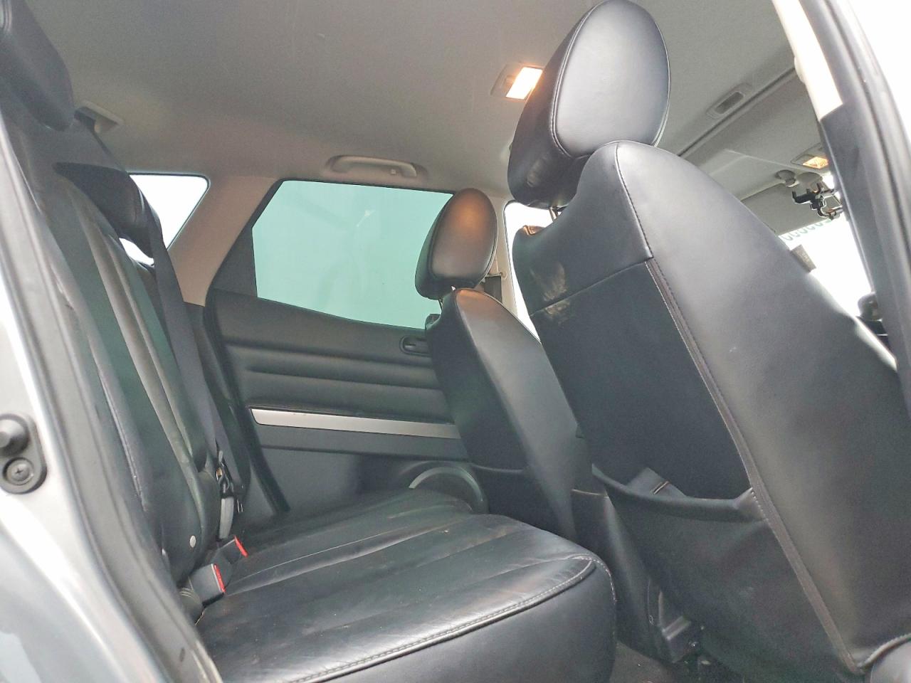 2011 Mazda Cx-7 Silver vin: JM3ER2B52B0355939