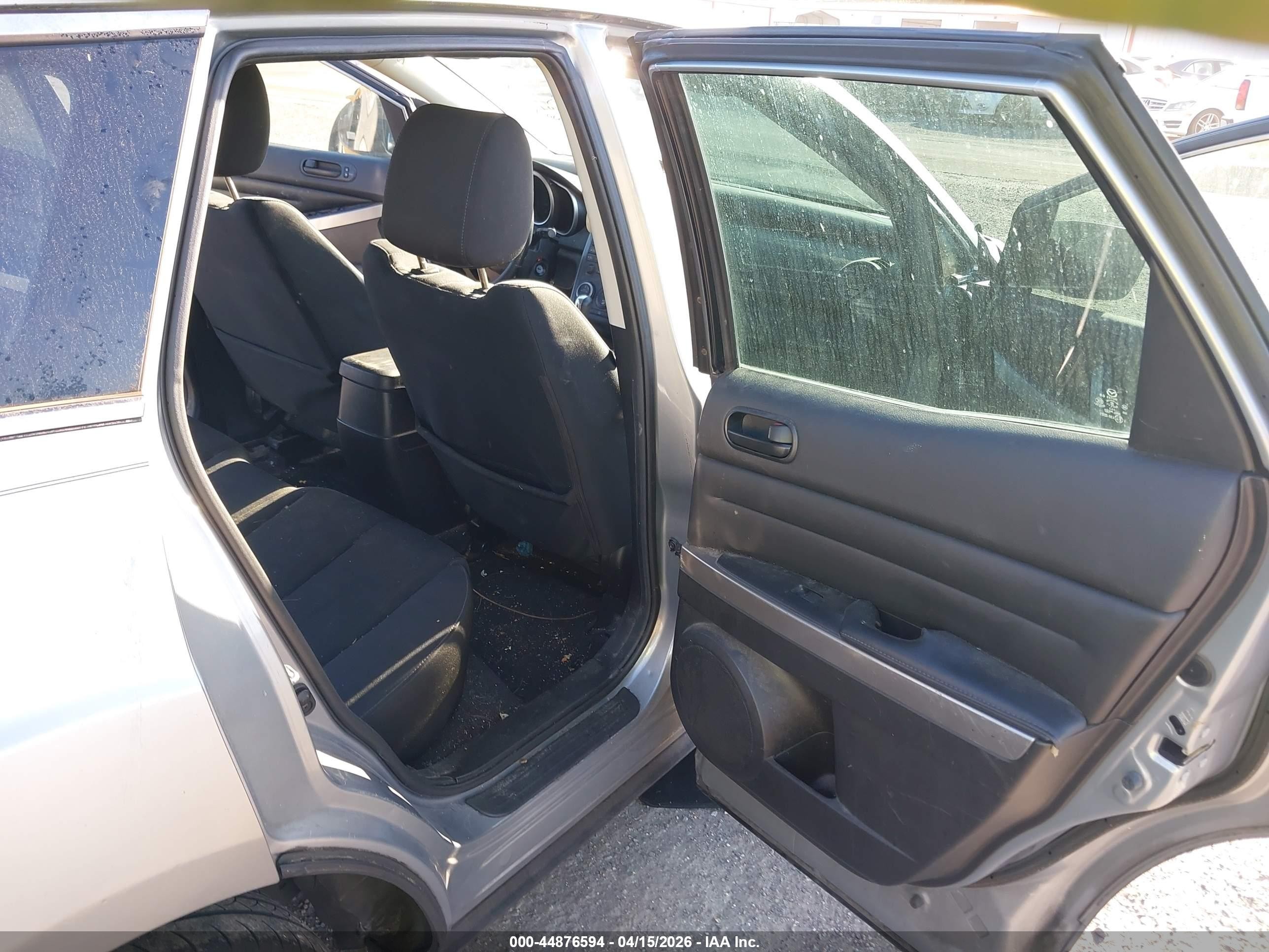 2011 Mazda Cx-7   Gray vin: JM3ER2B52B0372577