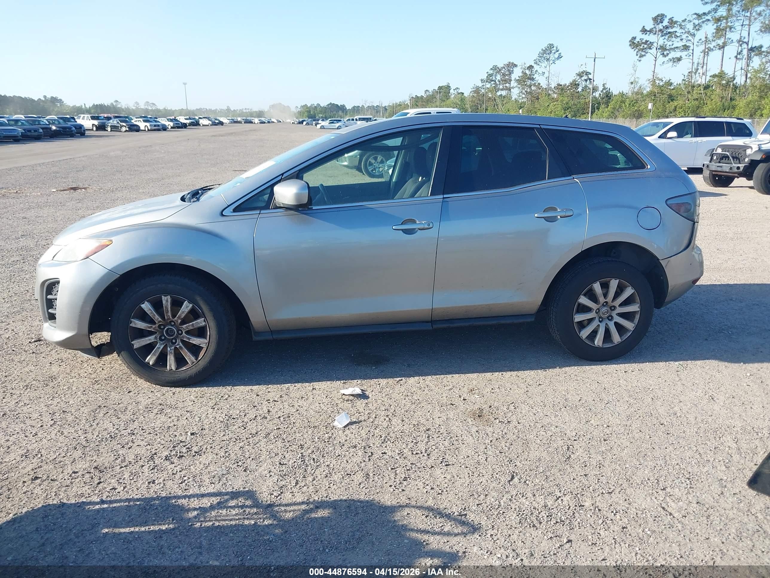 2011 Mazda Cx-7   Gray vin: JM3ER2B52B0372577