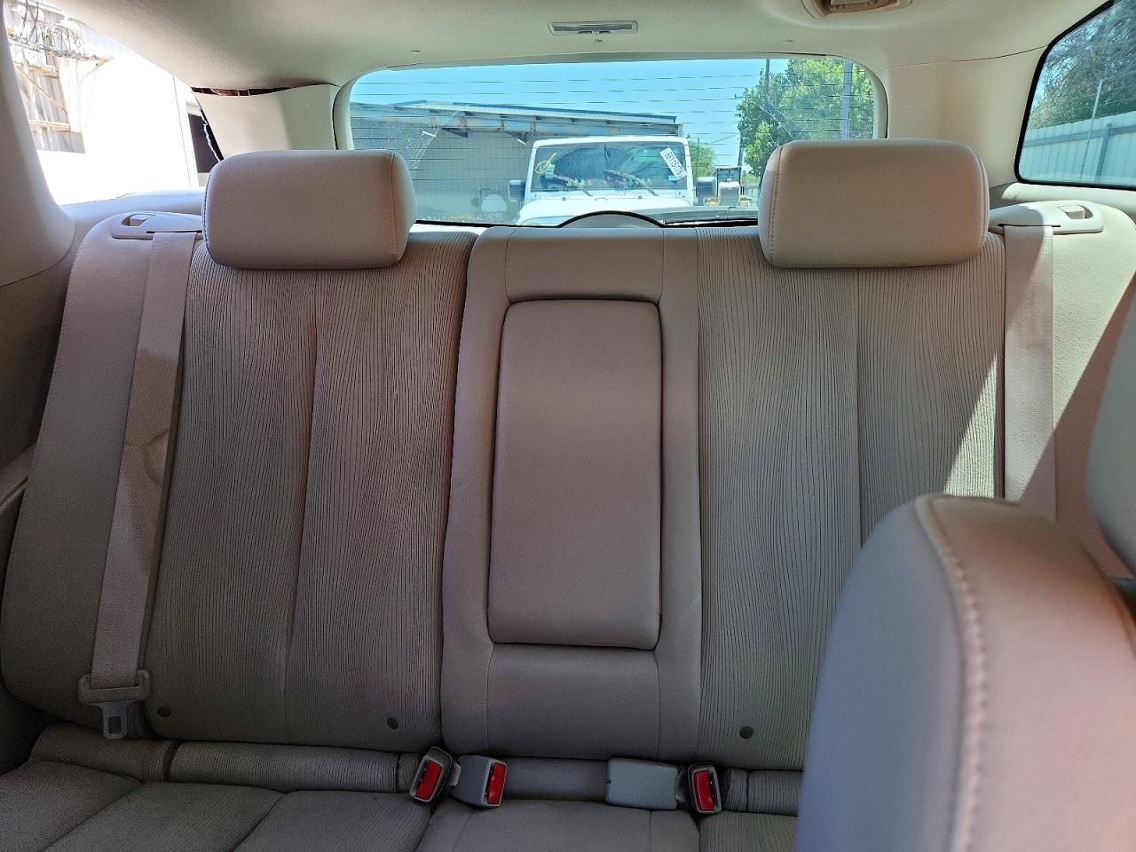 2011 Mazda Cx-7 Red vin: JM3ER2B52B0387208
