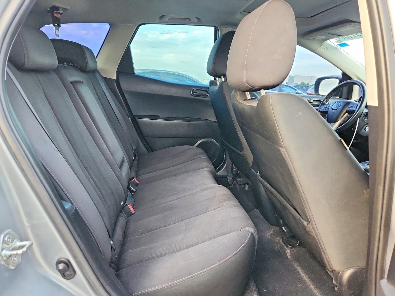 2011 Mazda Cx-7 Silver vin: JM3ER2B54B0384410
