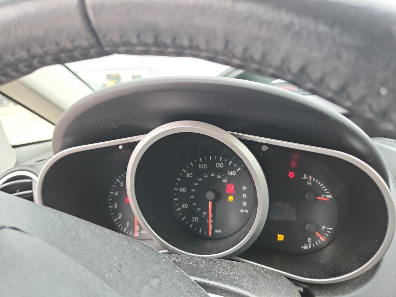 2012 Mazda Cx-7 Silver vin: JM3ER2B56C0415478
