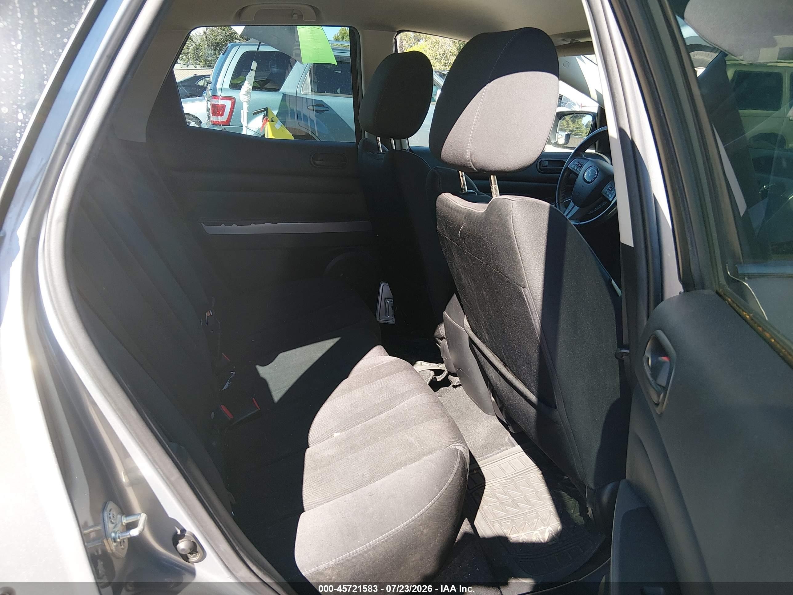 2011 Mazda Cx-7 I Sport Silver vin: JM3ER2BM1B0378670