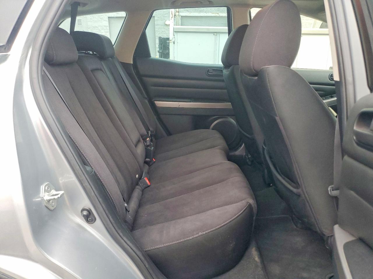2011 Mazda Cx-7 Silver vin: JM3ER2BM4B0387170
