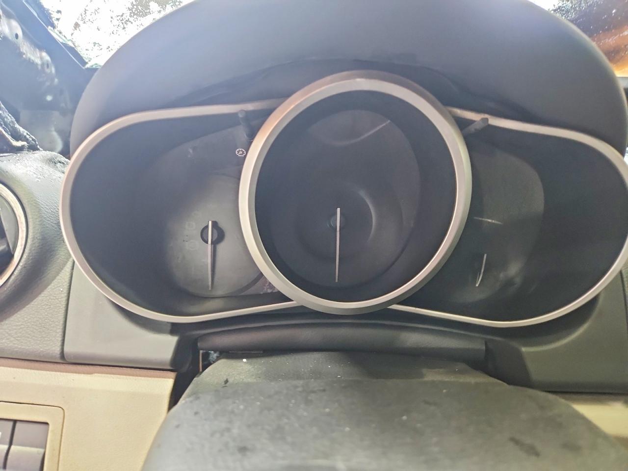 2010 Mazda Cx-7 Белый vin: JM3ER2W33A0329096