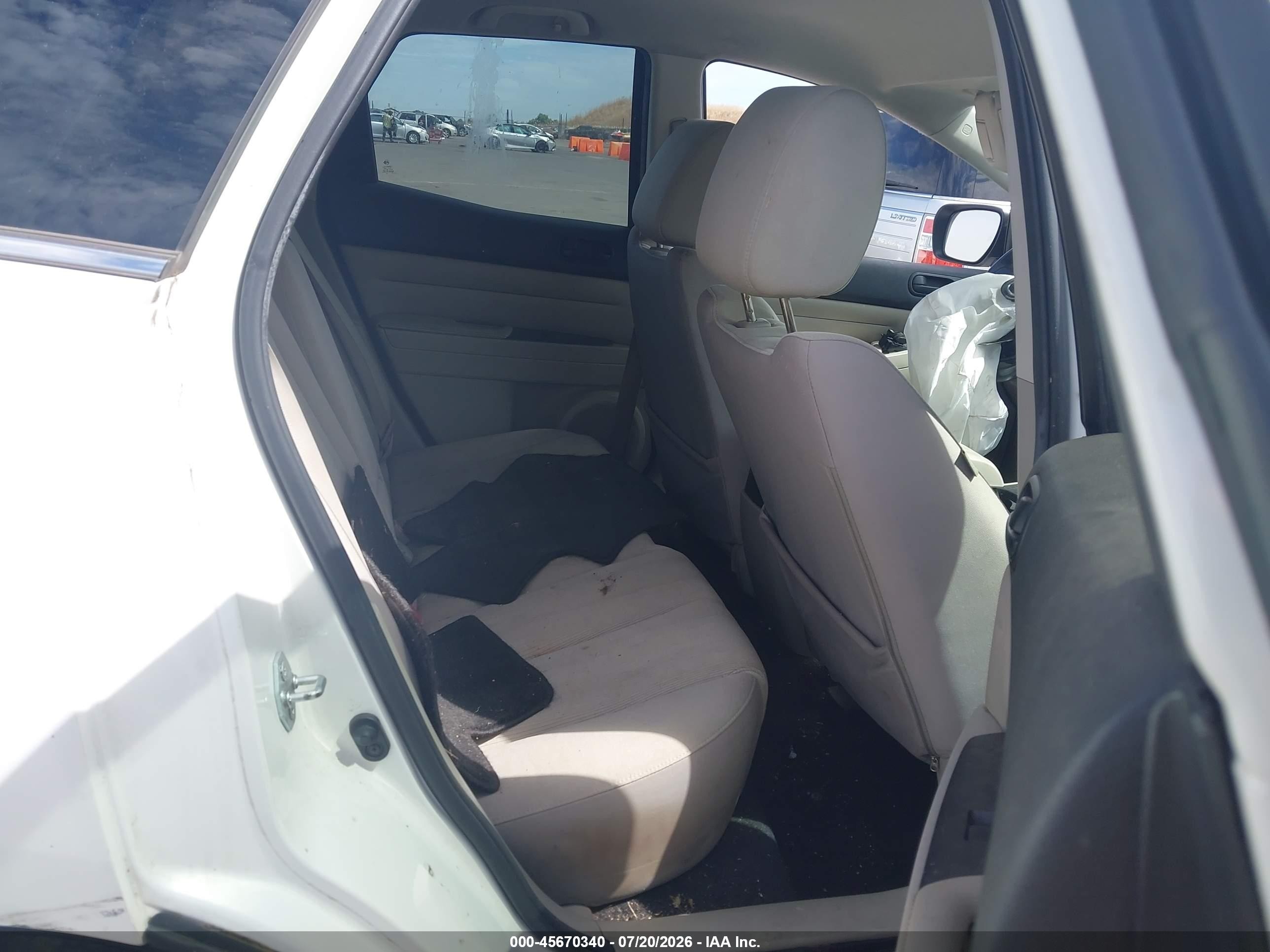 2010 Mazda Cx-7 I Sv White vin: JM3ER2W51A0312492