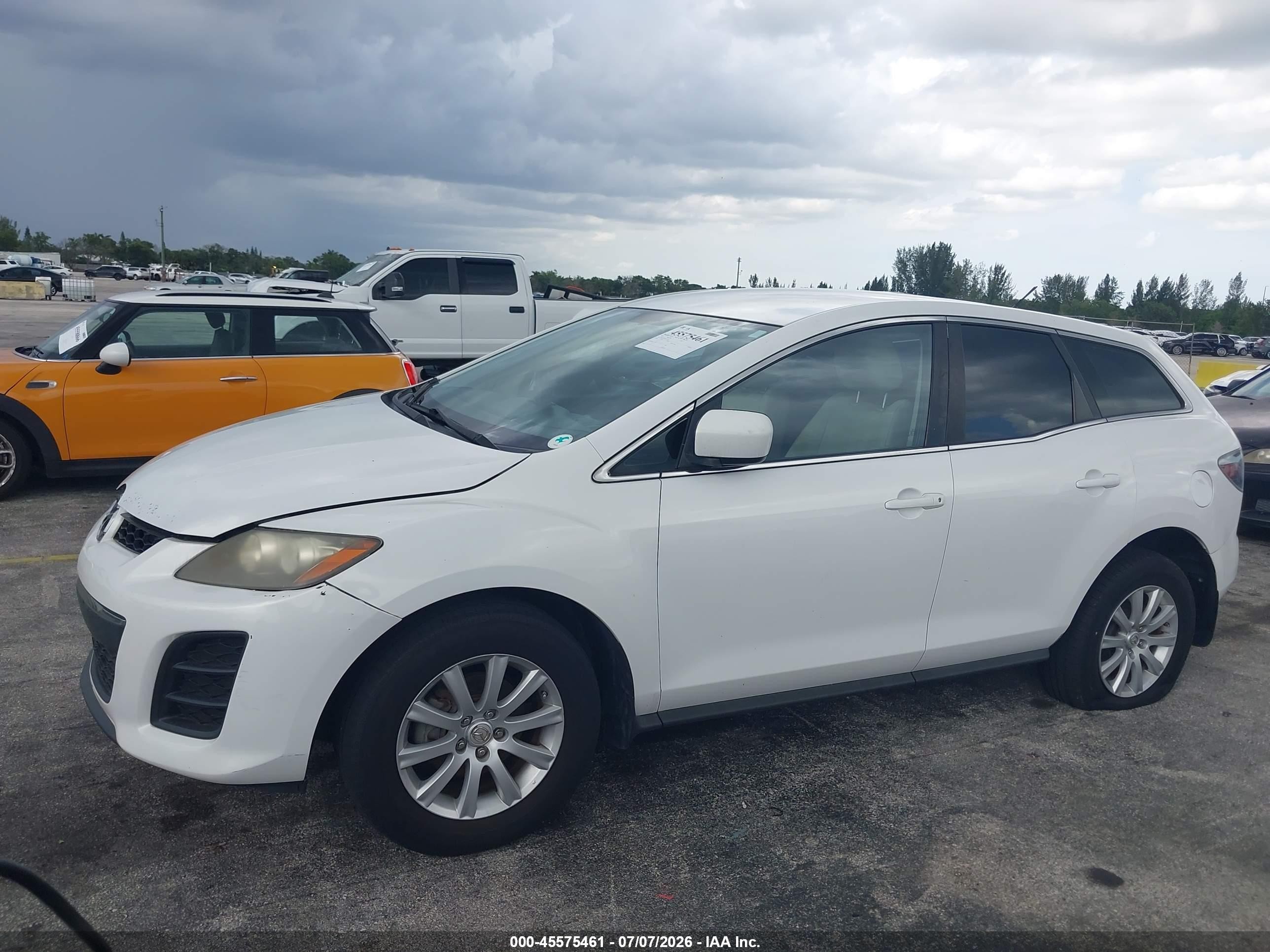 2010 Mazda Cx-7 I Sv White vin: JM3ER2W52A0330953