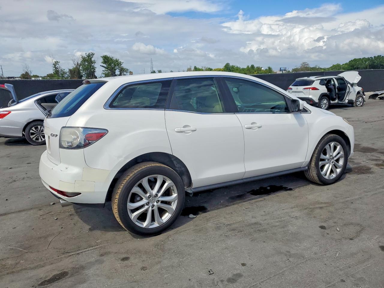 2010 Mazda Cx-7 White vin: JM3ER2W56A0322452