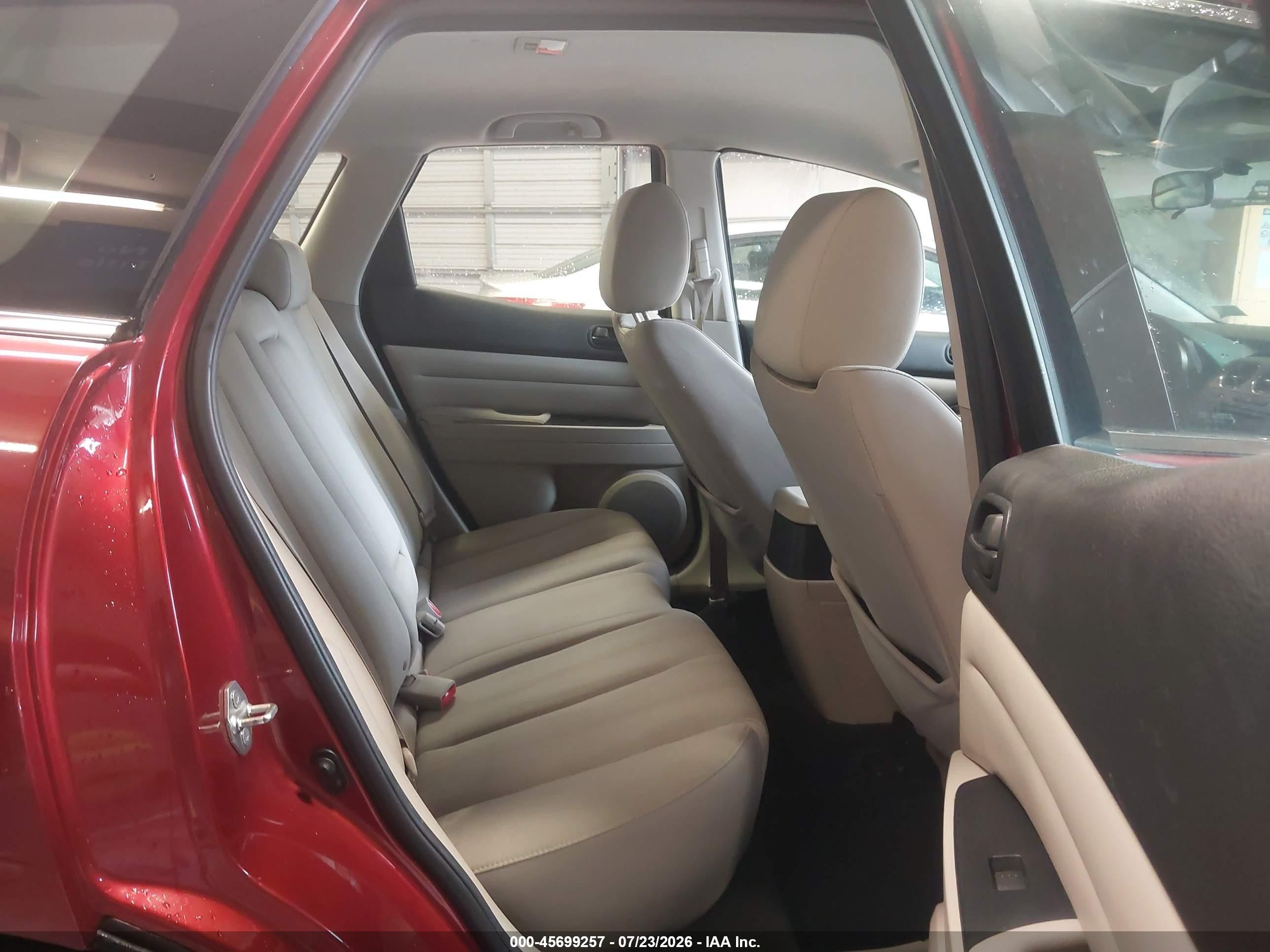 2010 Mazda Cx-7 I Sv Burgundy vin: JM3ER2W58A0326289