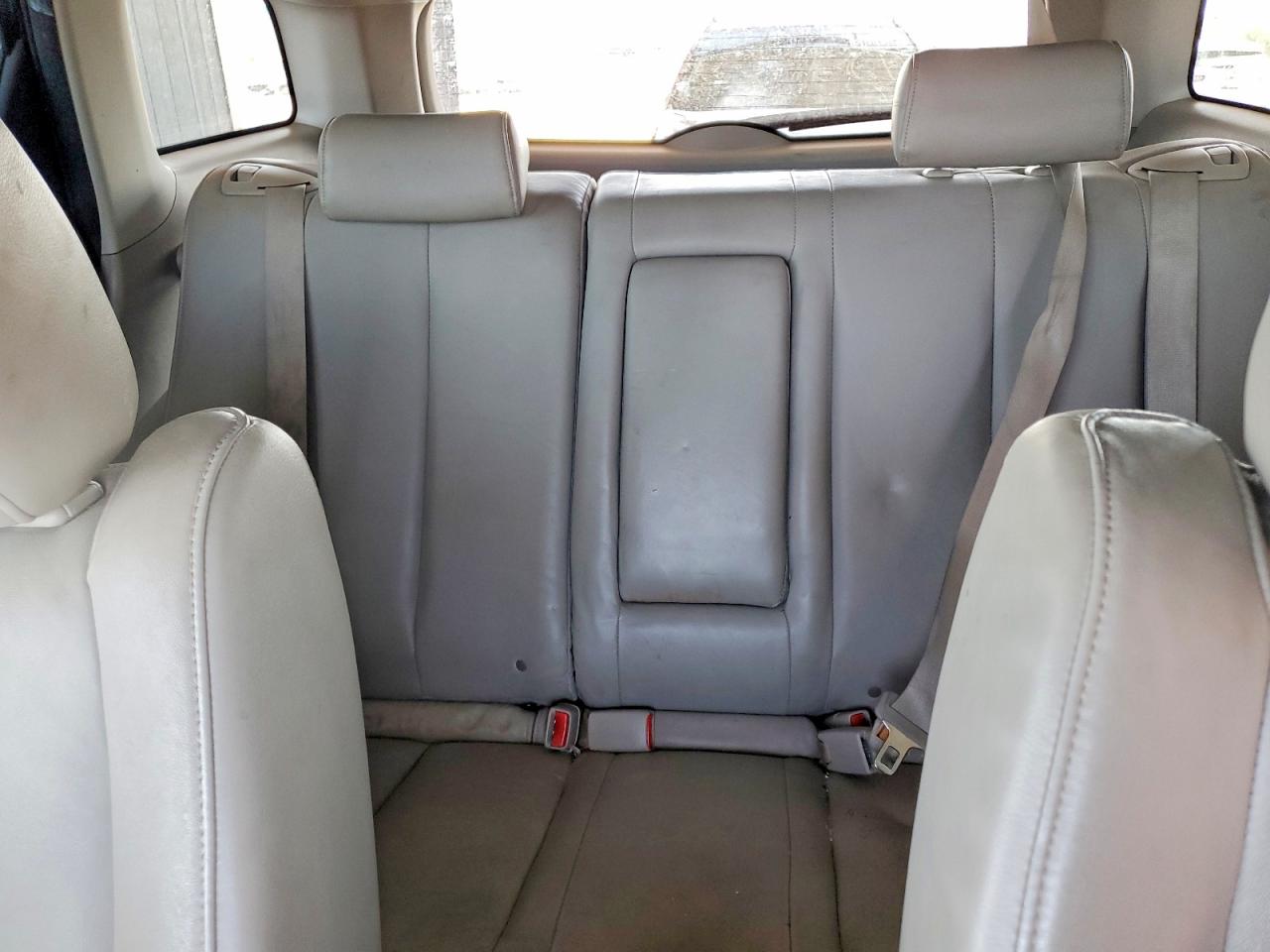 2010 Mazda Cx-7 White vin: JM3ER2WL3A0329664