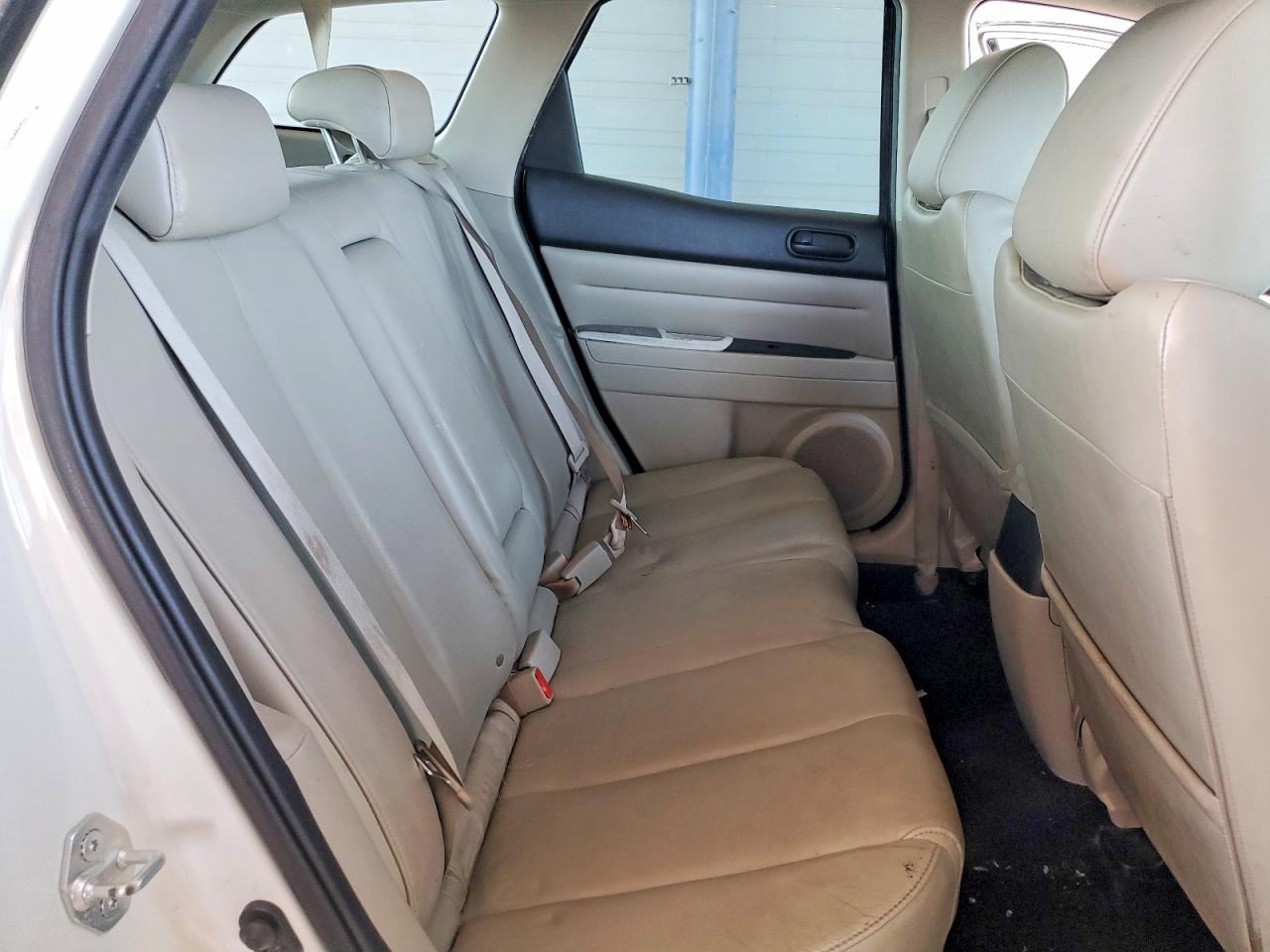 2010 Mazda Cx-7 White vin: JM3ER2WL3A0329664