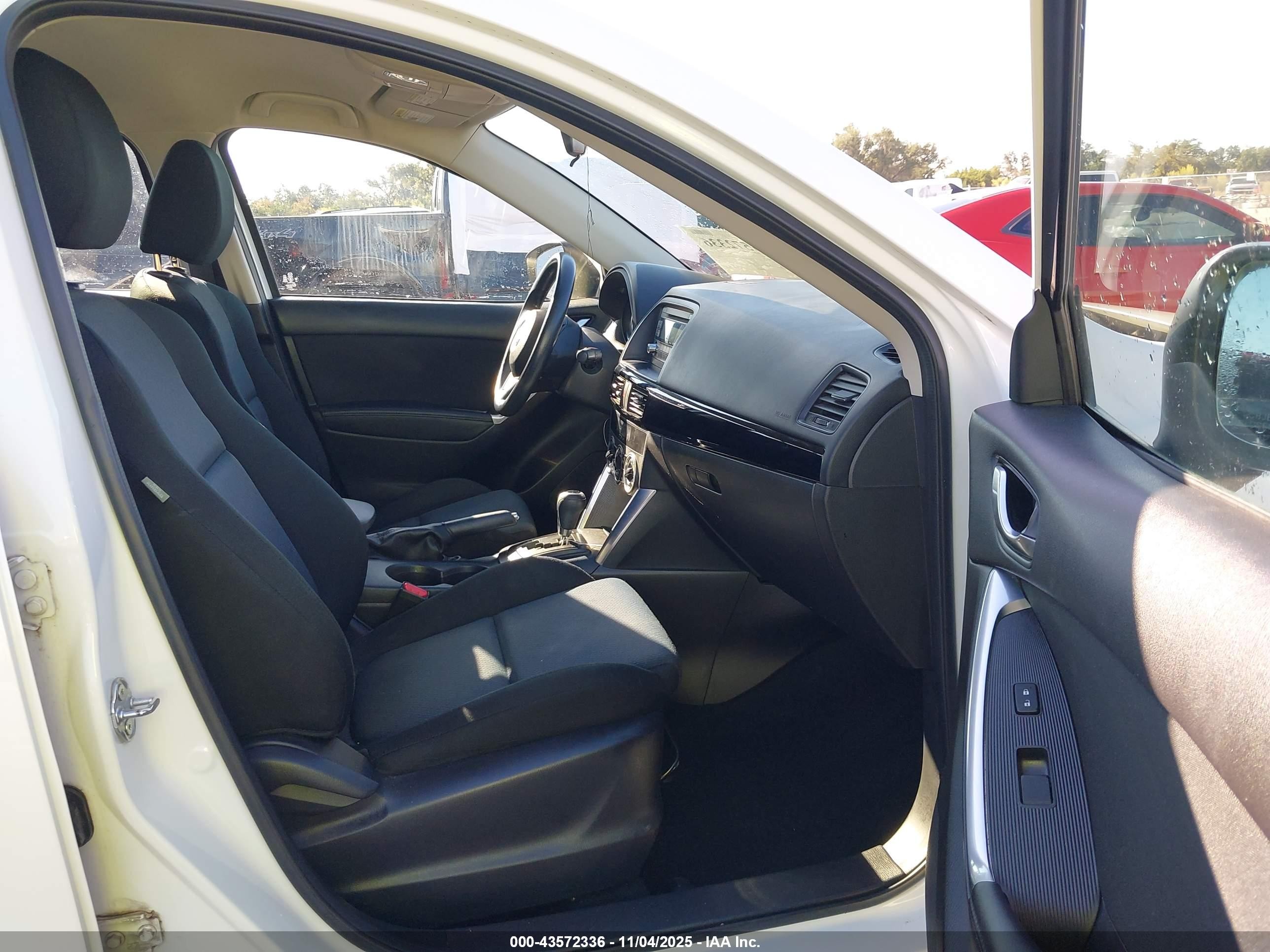 2014 Mazda Cx-5 Sport White vin: JM3KE2BE1E0385503