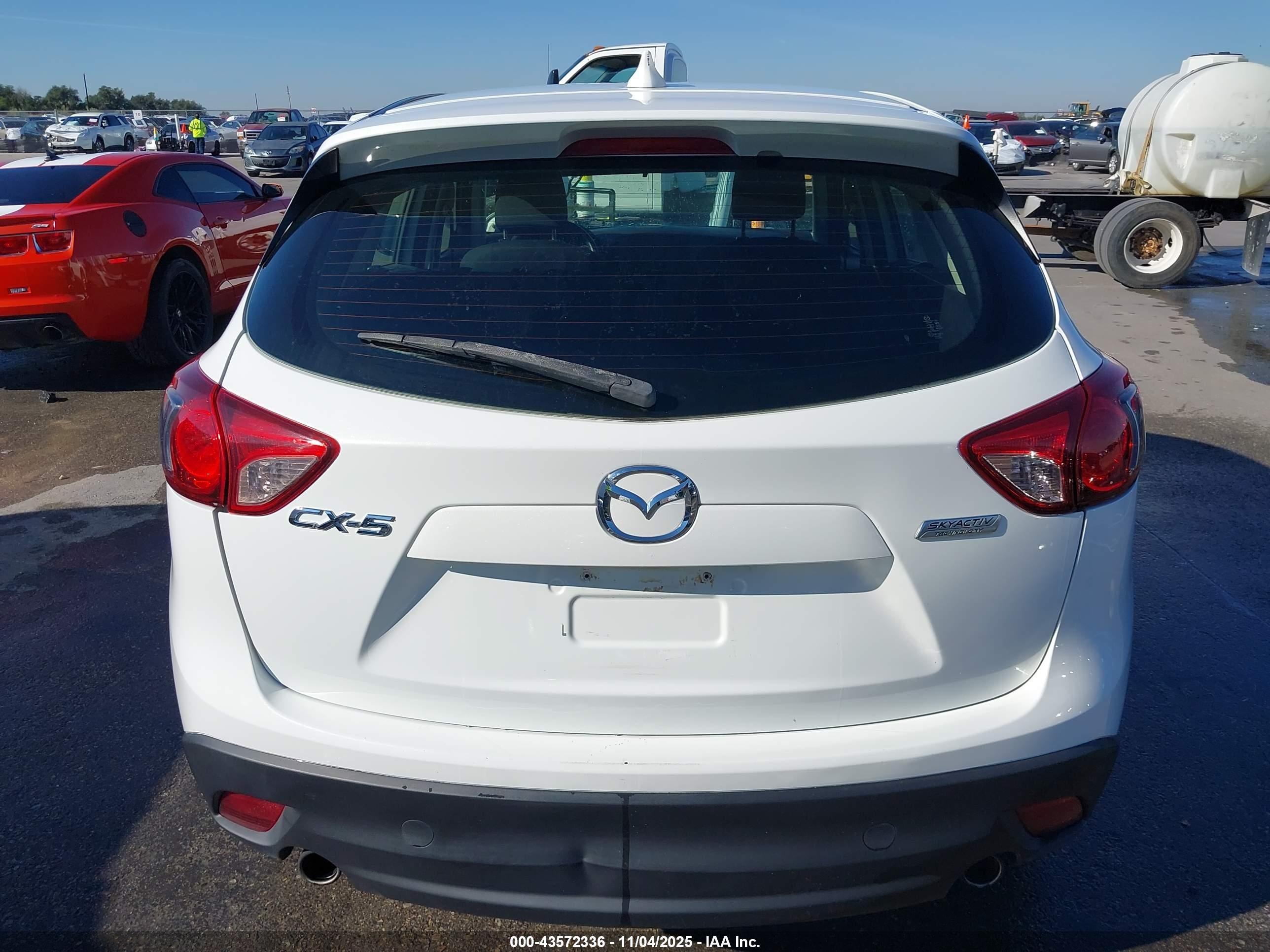 2014 Mazda Cx-5 Sport White vin: JM3KE2BE1E0385503