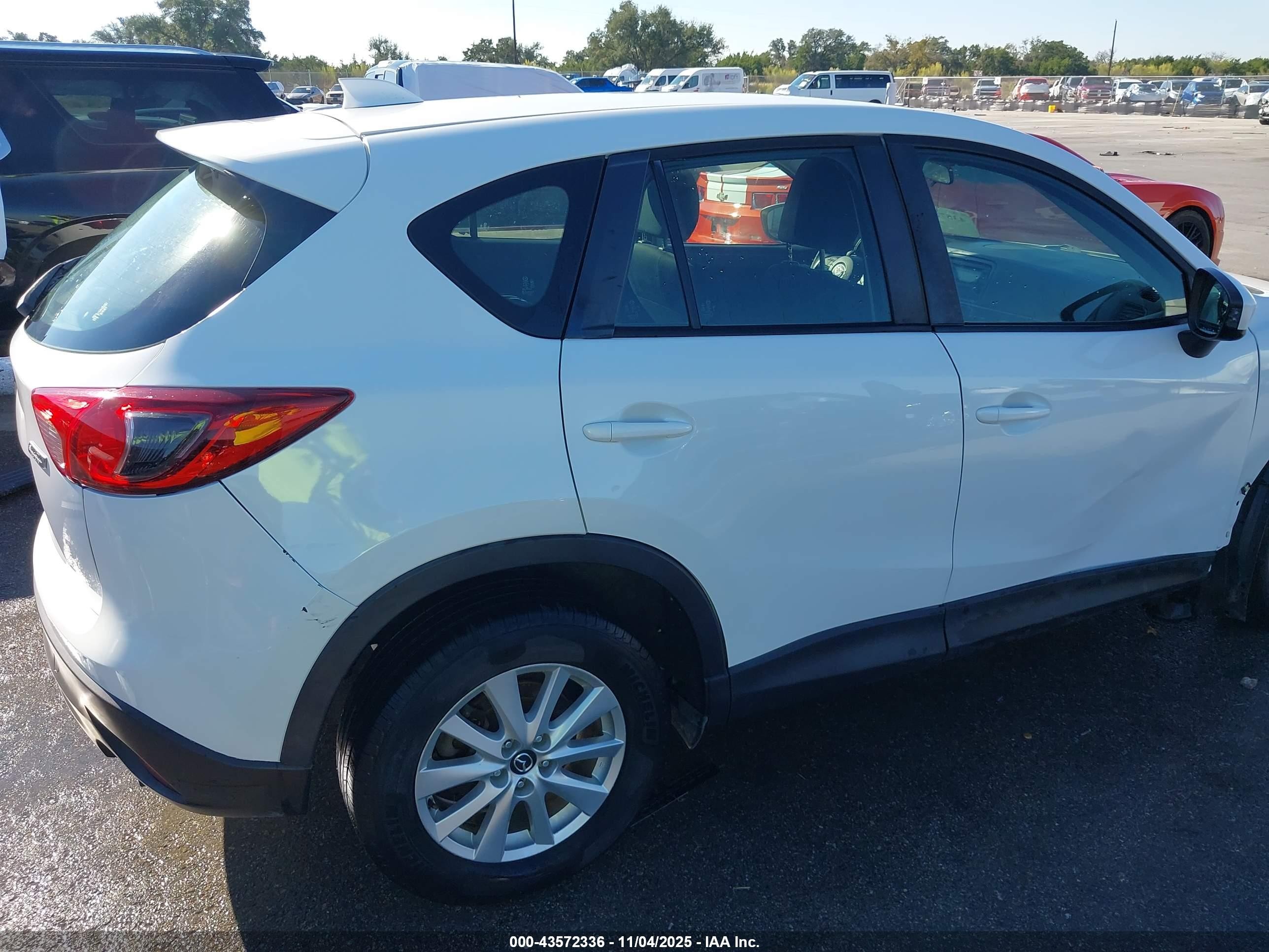 2014 Mazda Cx-5 Sport White vin: JM3KE2BE1E0385503