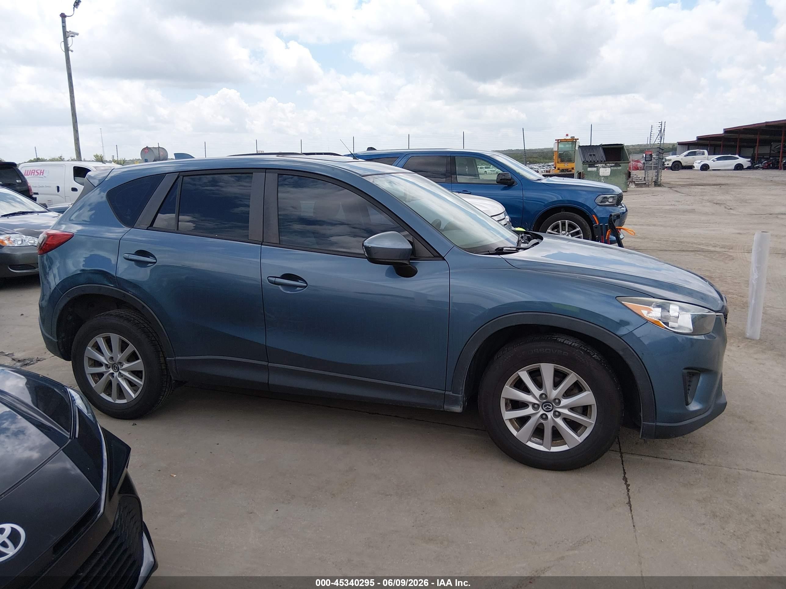 2015 Mazda Cx-5 Sport Blue vin: JM3KE2BE1F0451193