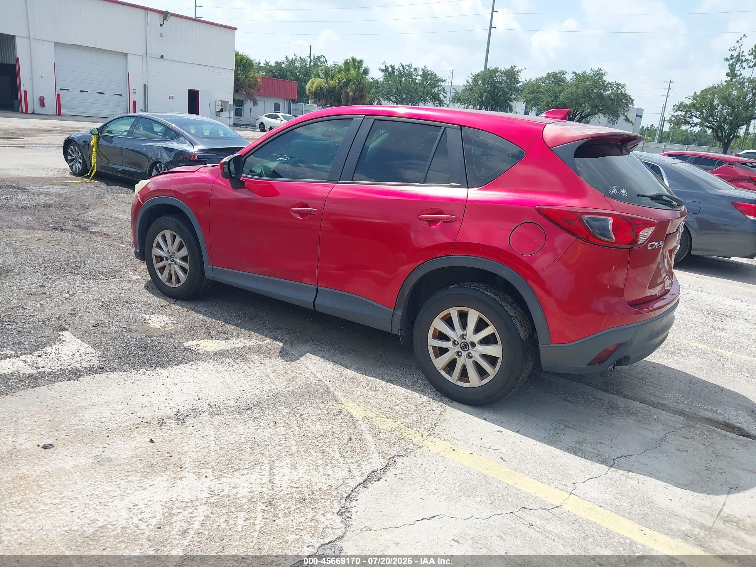 2014 Mazda Cx-5 Sport Красный vin: JM3KE2BE2E0348105