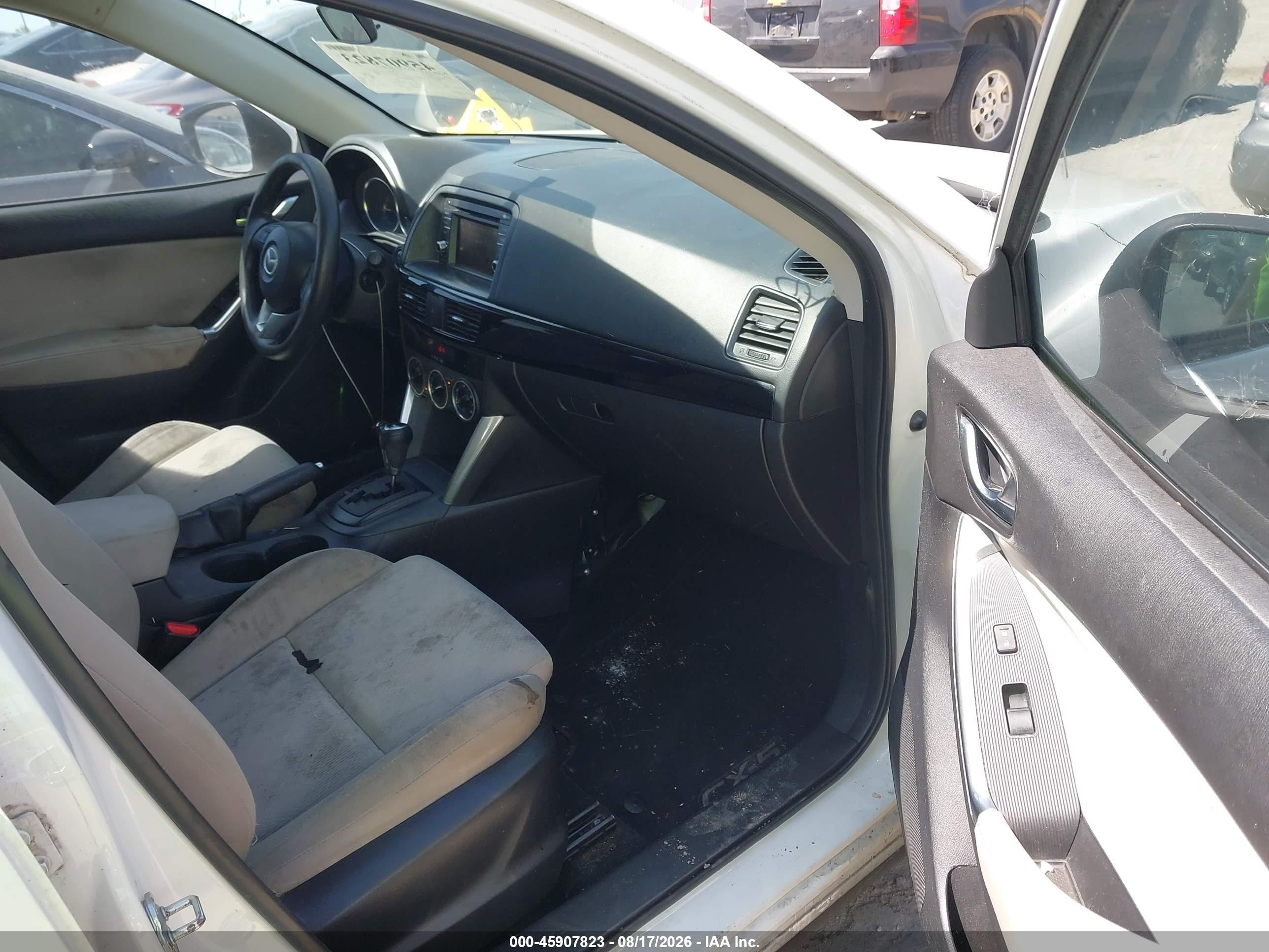 2014 Mazda Cx-5 Sport White vin: JM3KE2BE2E0368225