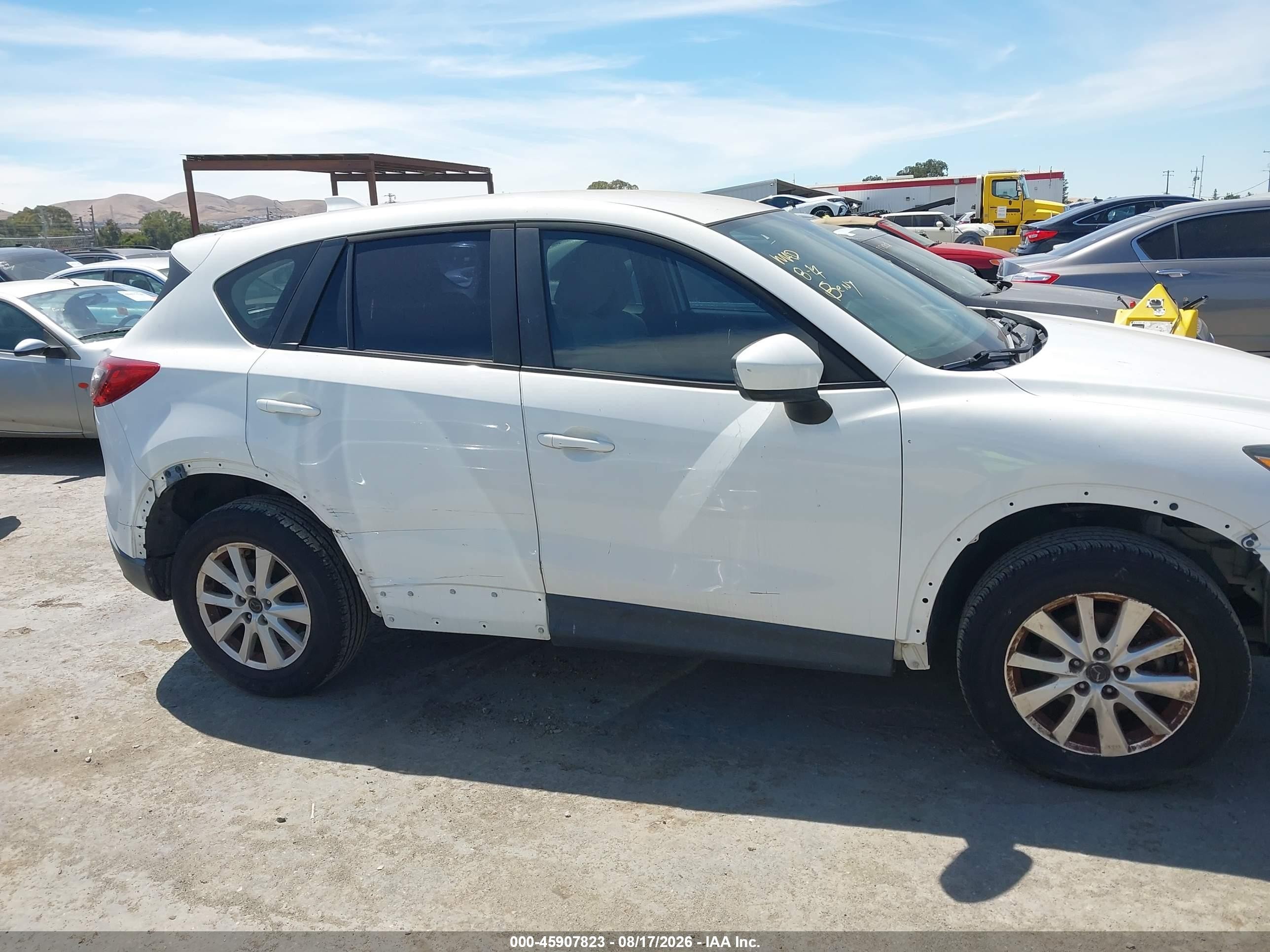 2014 Mazda Cx-5 Sport White vin: JM3KE2BE2E0368225