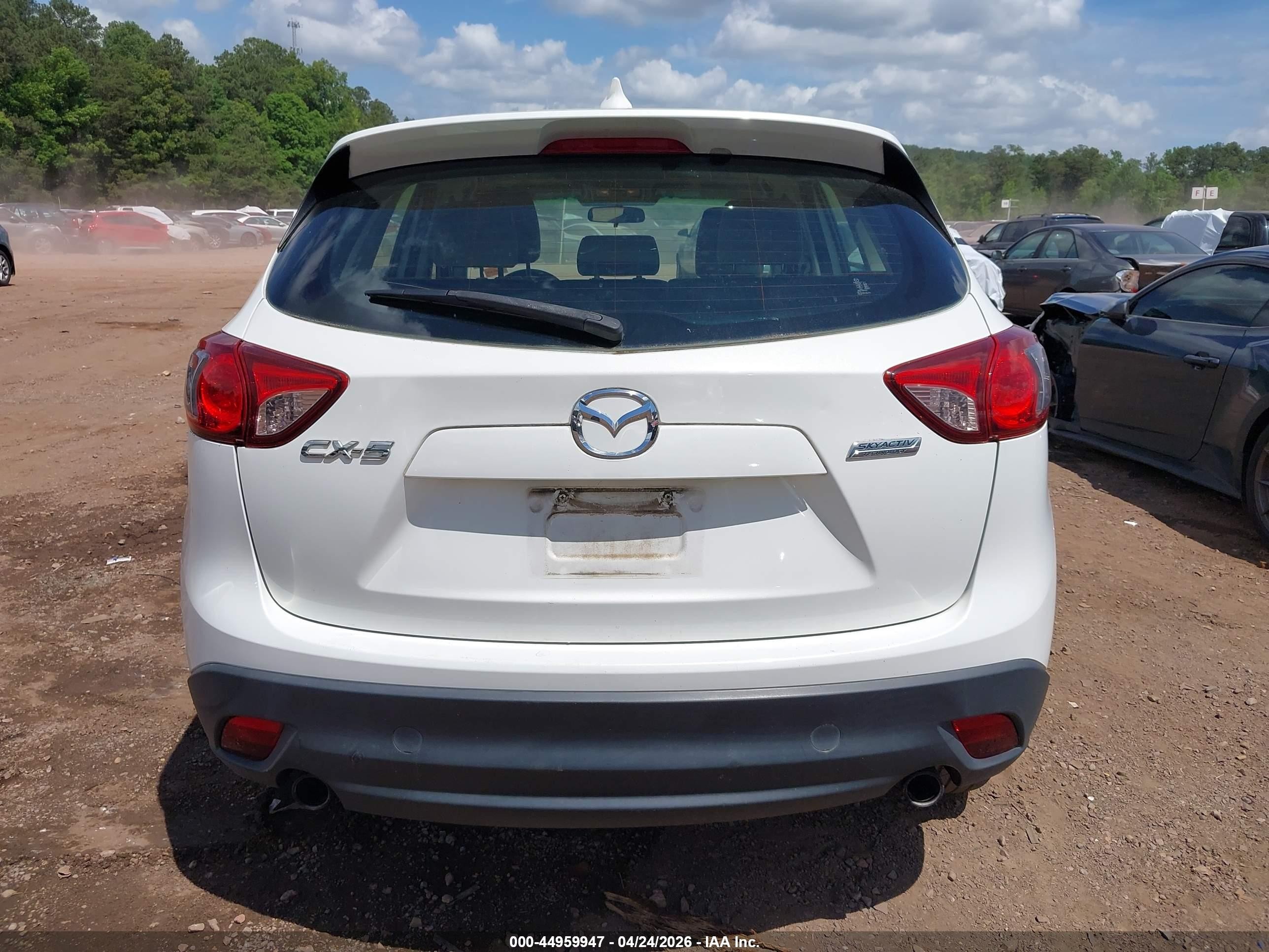 2014 Mazda Cx-5 Sport White vin: JM3KE2BE2E0398518