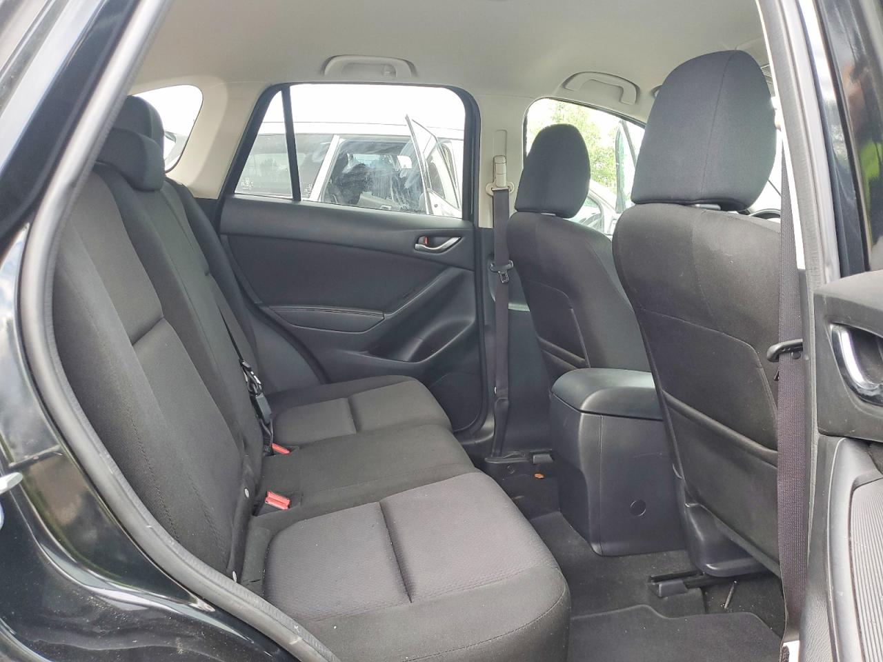 2015 Mazda Cx-5 Sport Черный vin: JM3KE2BE4F0465105