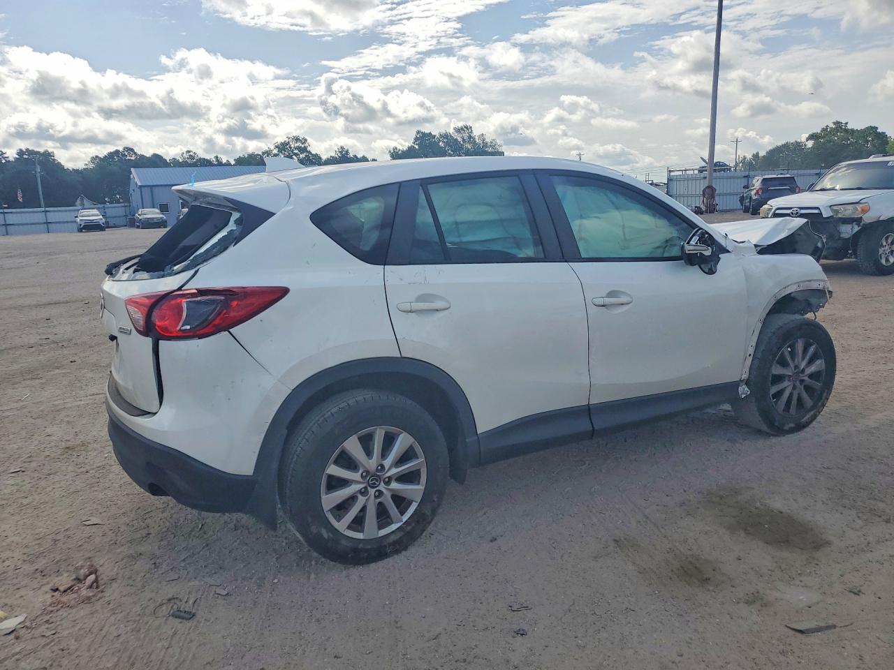 2015 Mazda Cx-5 Sport White vin: JM3KE2BE6F0490085