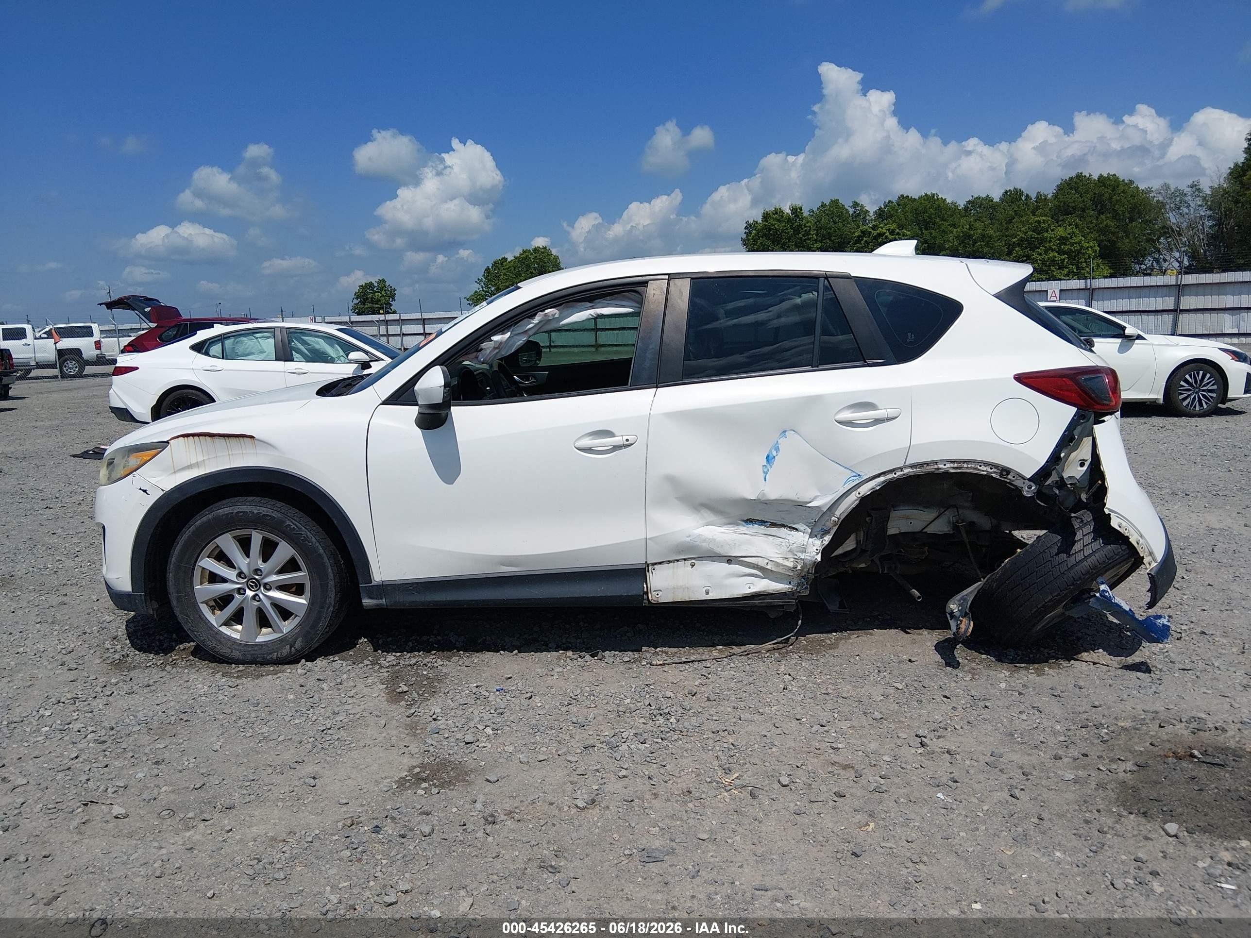 2014 Mazda Cx-5 Sport White vin: JM3KE2BE8E0337531