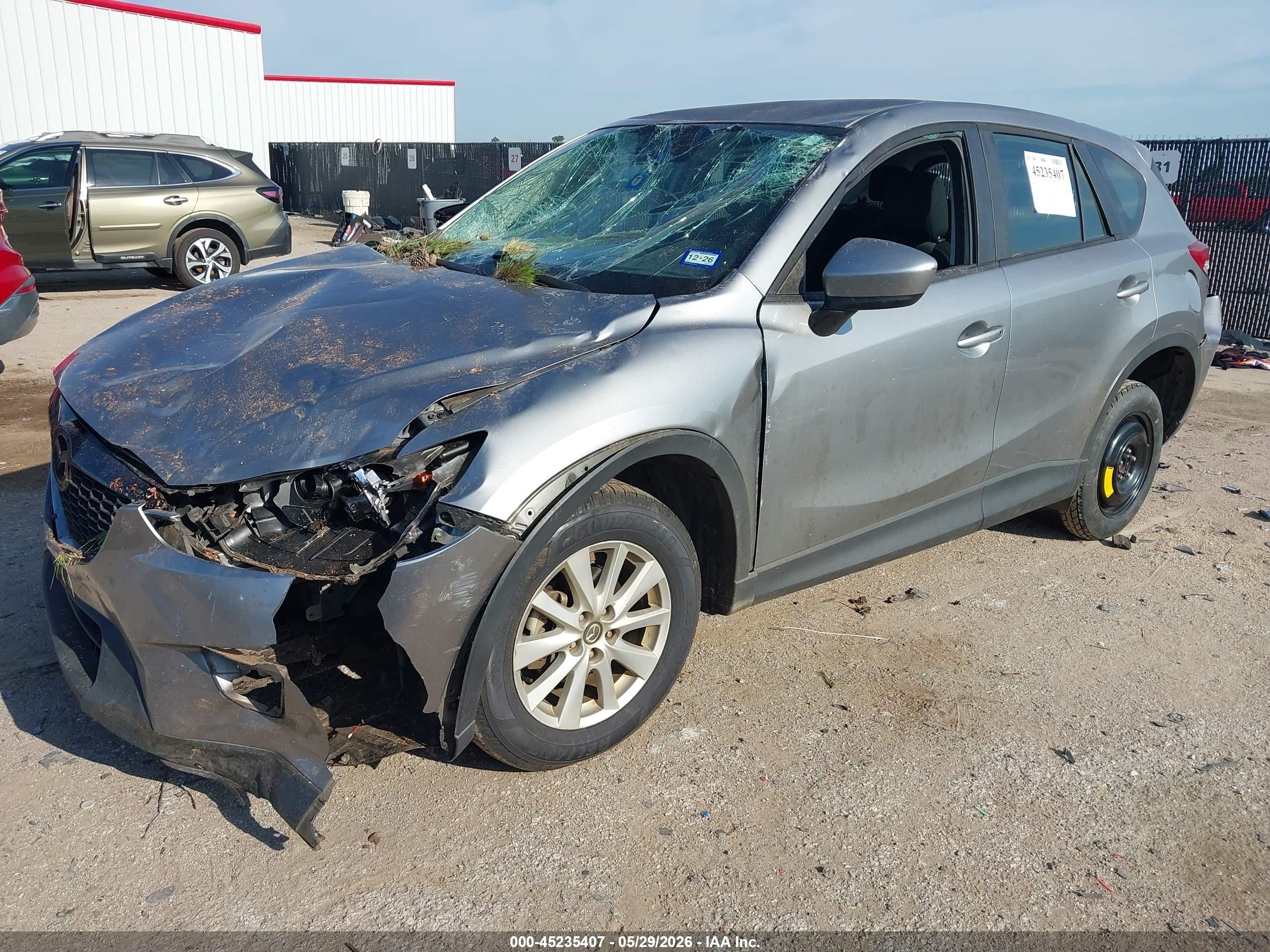2014 Mazda Cx-5 Sport Silver vin: JM3KE2BE8E0377818