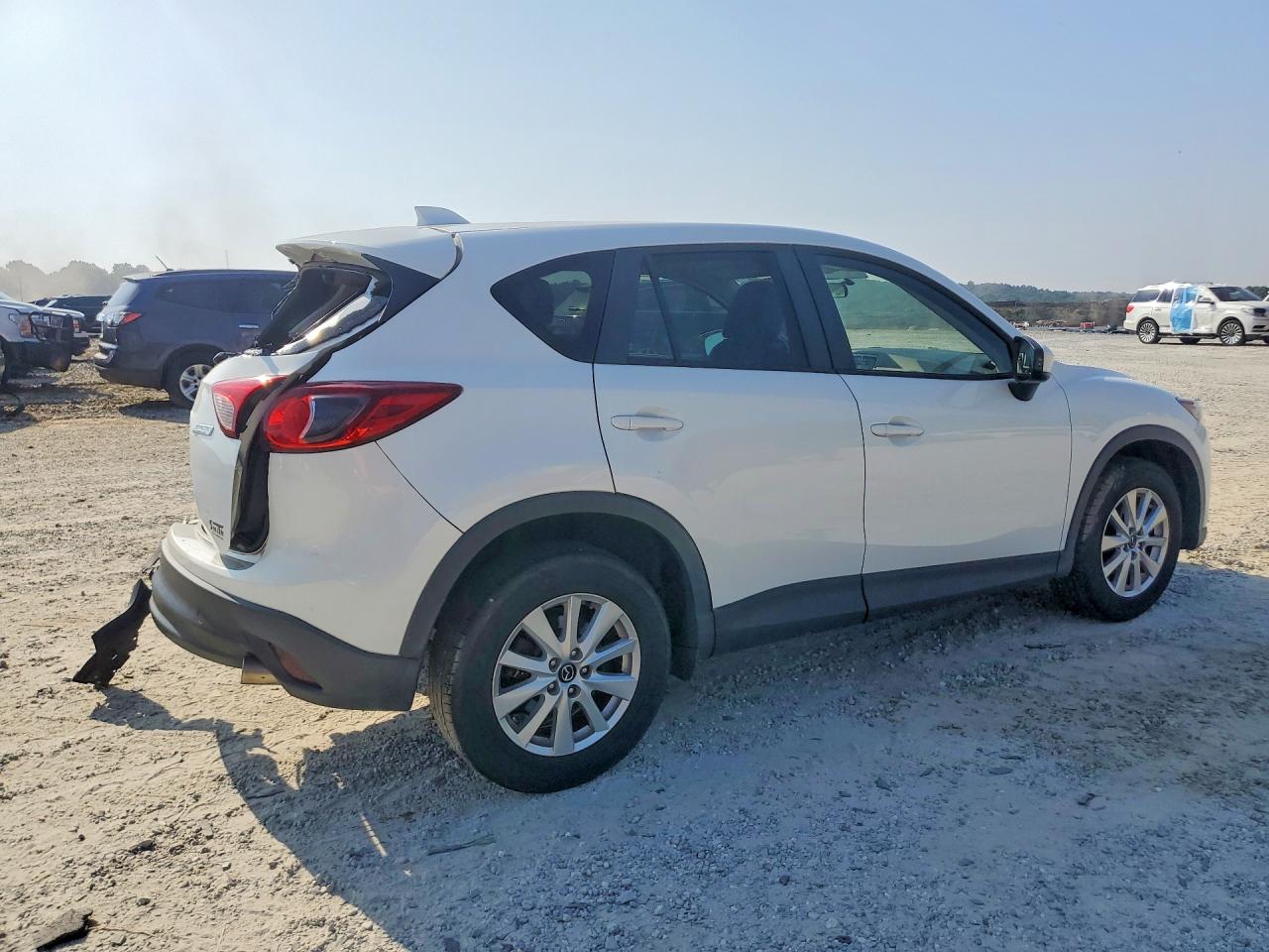 2013 Mazda Cx-5 Touring White vin: JM3KE2CE4D0139882