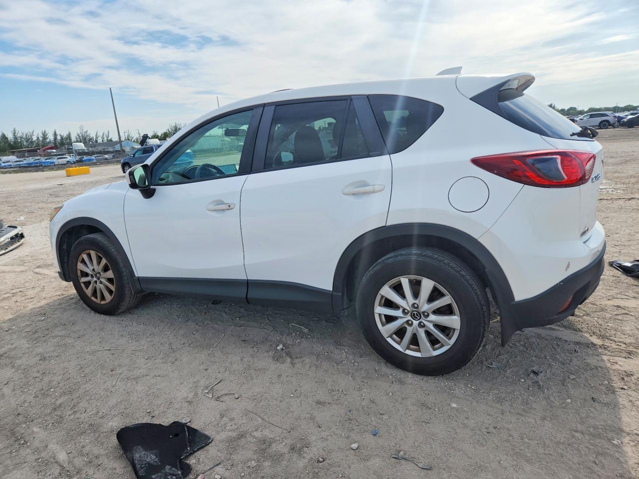 2013 Mazda Cx-5 Touring White vin: JM3KE2CE5D0152575