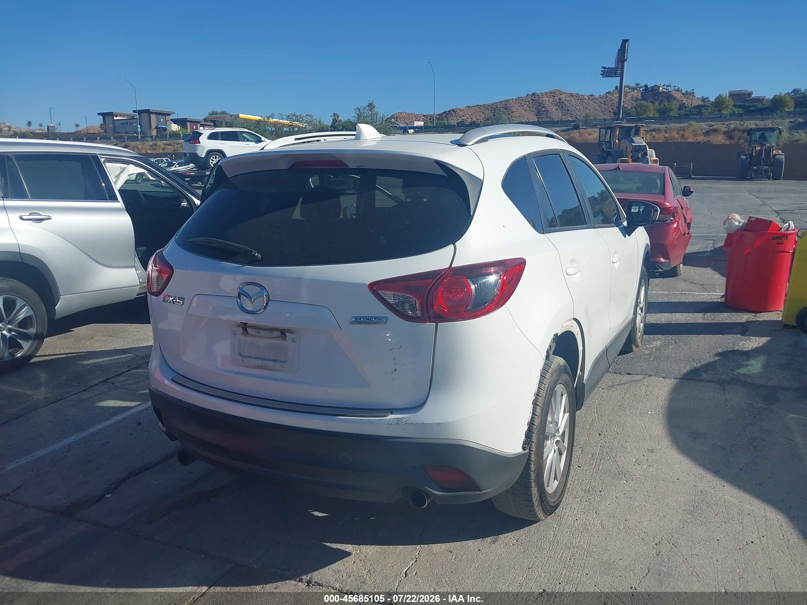 2013 Mazda Cx-5 Touring White vin: JM3KE2CE6D0156473