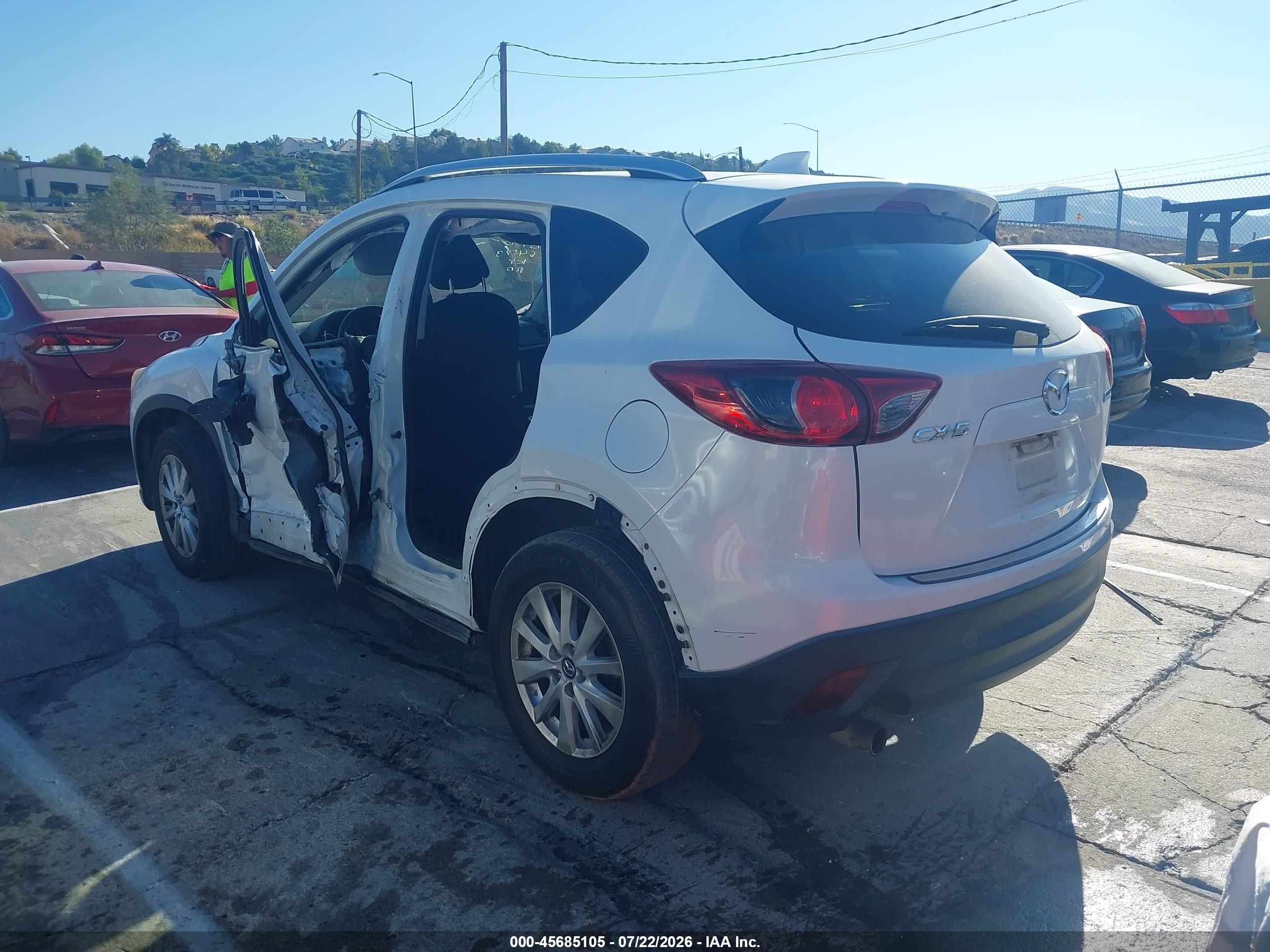 2013 Mazda Cx-5 Touring White vin: JM3KE2CE6D0156473