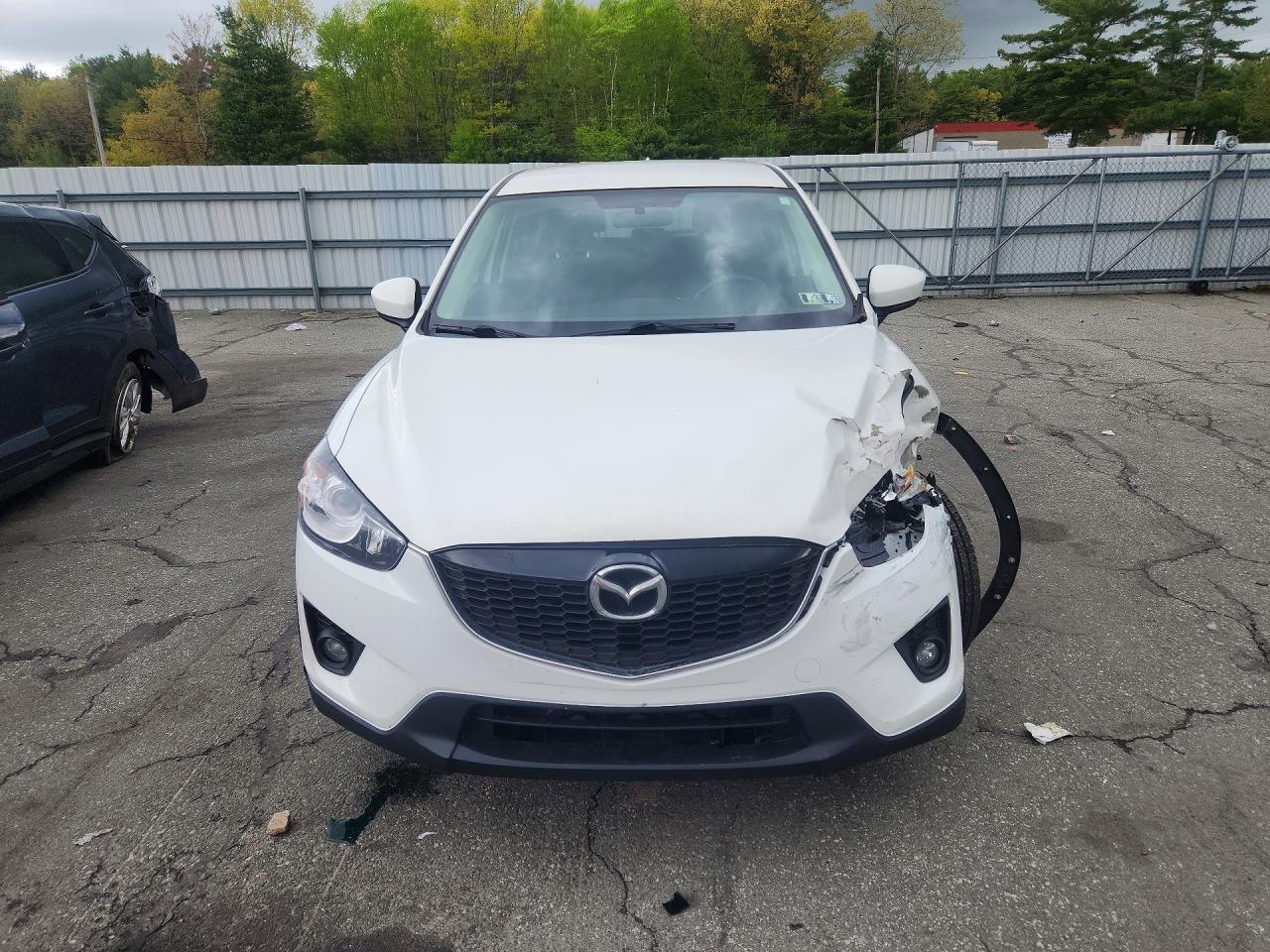 2014 Mazda Cx-5 Touring White vin: JM3KE2CY0E0374663