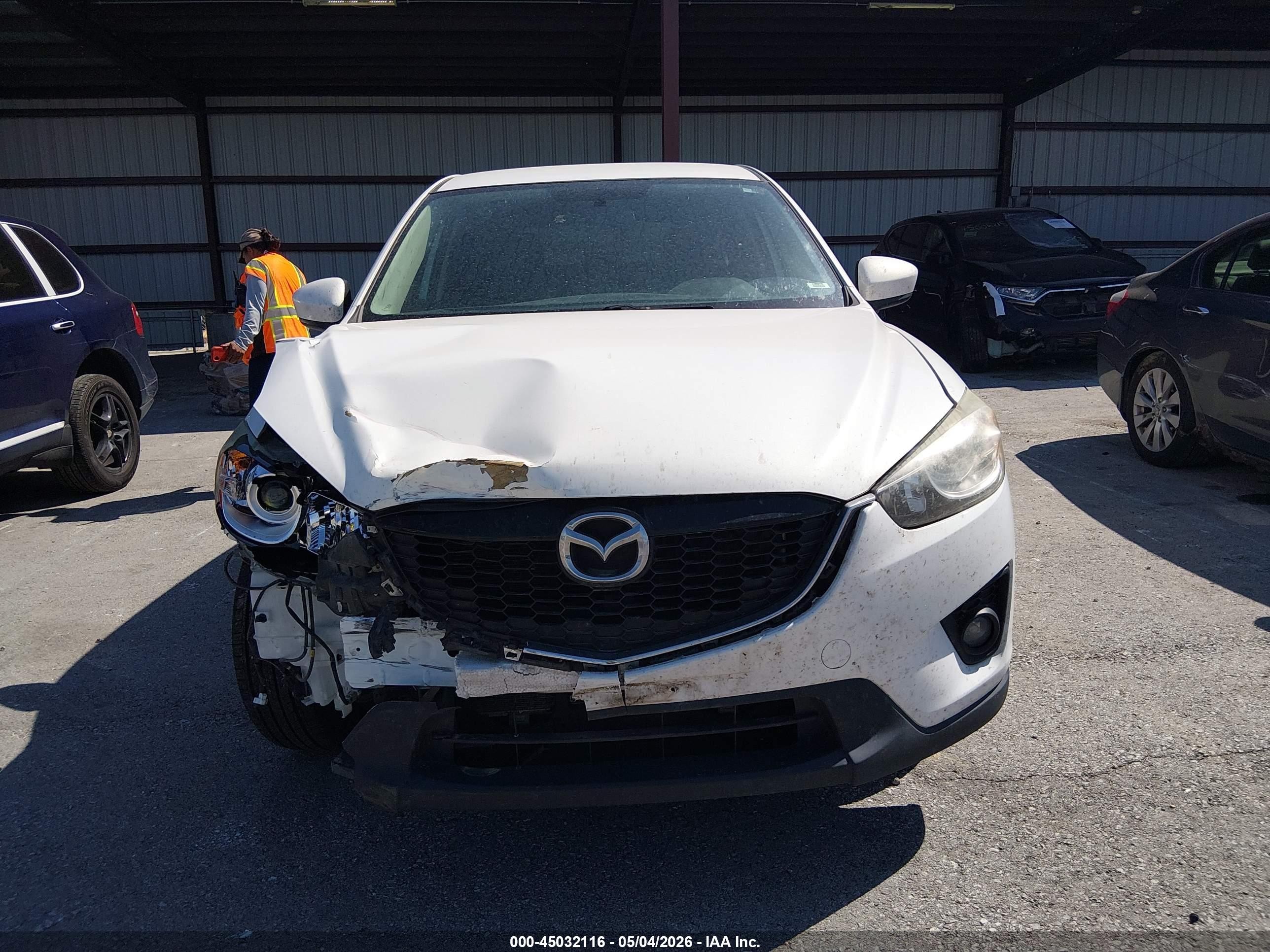 2014 Mazda Cx-5 Touring White vin: JM3KE2CY0E0374873
