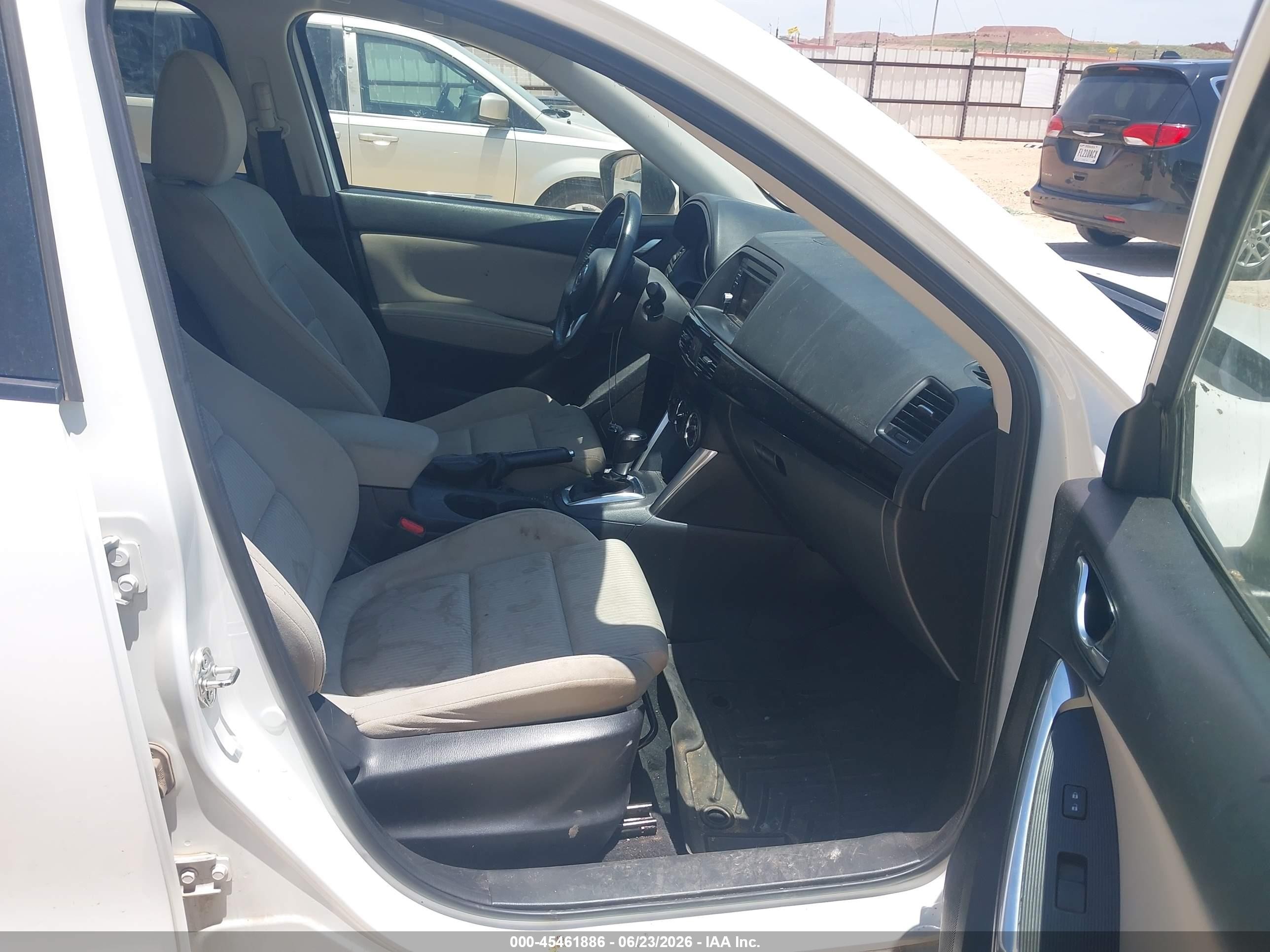2015 Mazda Cx-5 Touring White vin: JM3KE2CY0F0455437