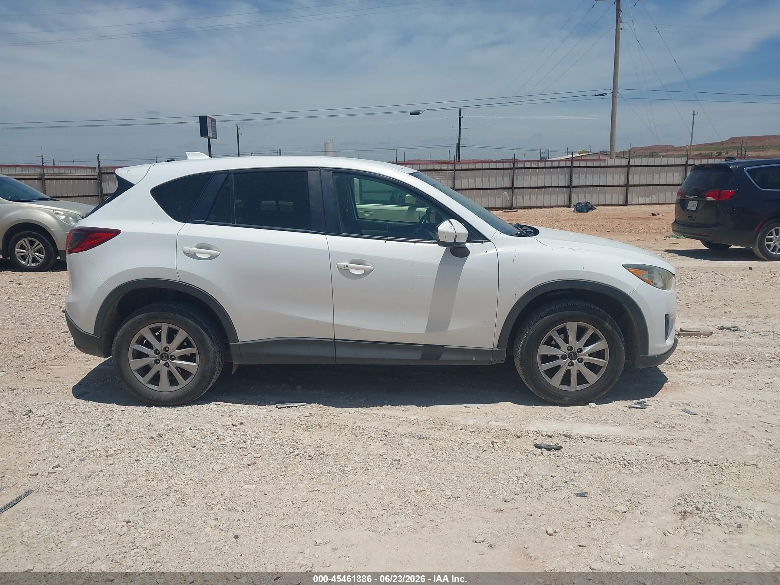 2015 Mazda Cx-5 Touring White vin: JM3KE2CY0F0455437