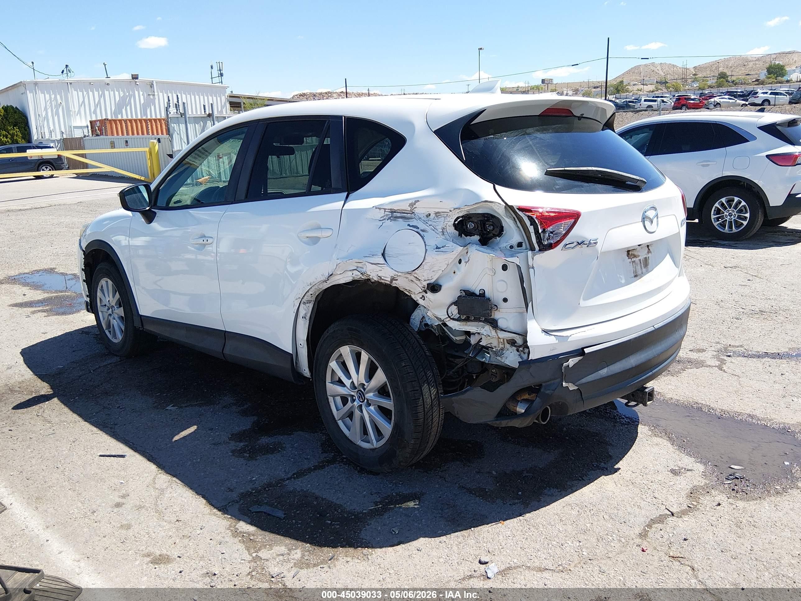 2015 Mazda Cx-5 Touring White vin: JM3KE2CY0F0528158
