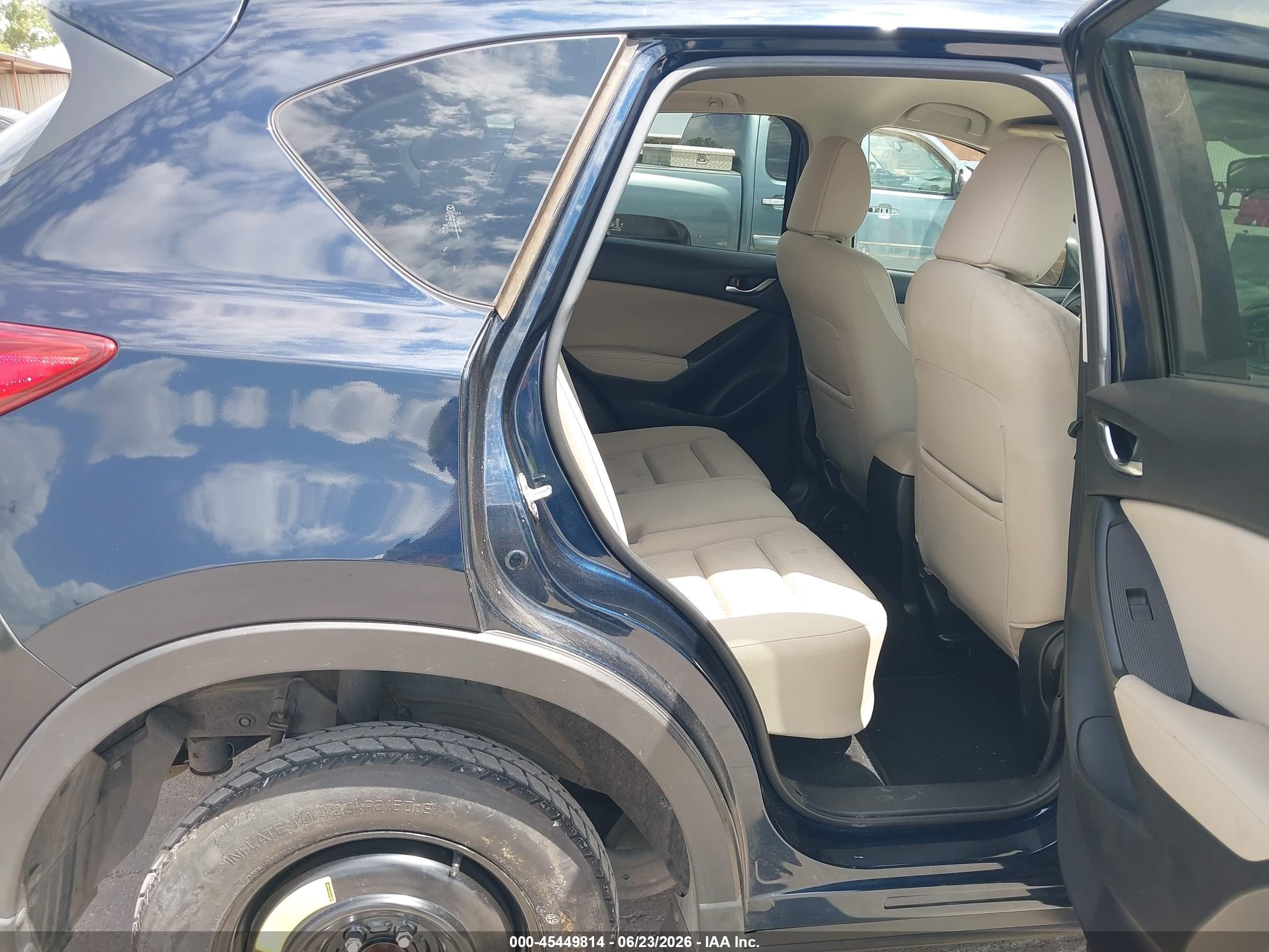 2015 Mazda Cx-5 Touring Черный vin: JM3KE2CY3F0449499