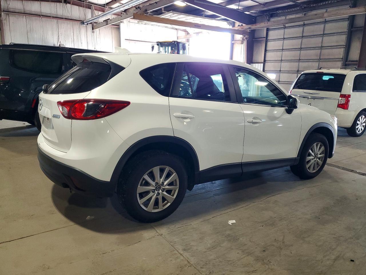 2015 Mazda Cx-5 Touring White vin: JM3KE2CY5F0441811