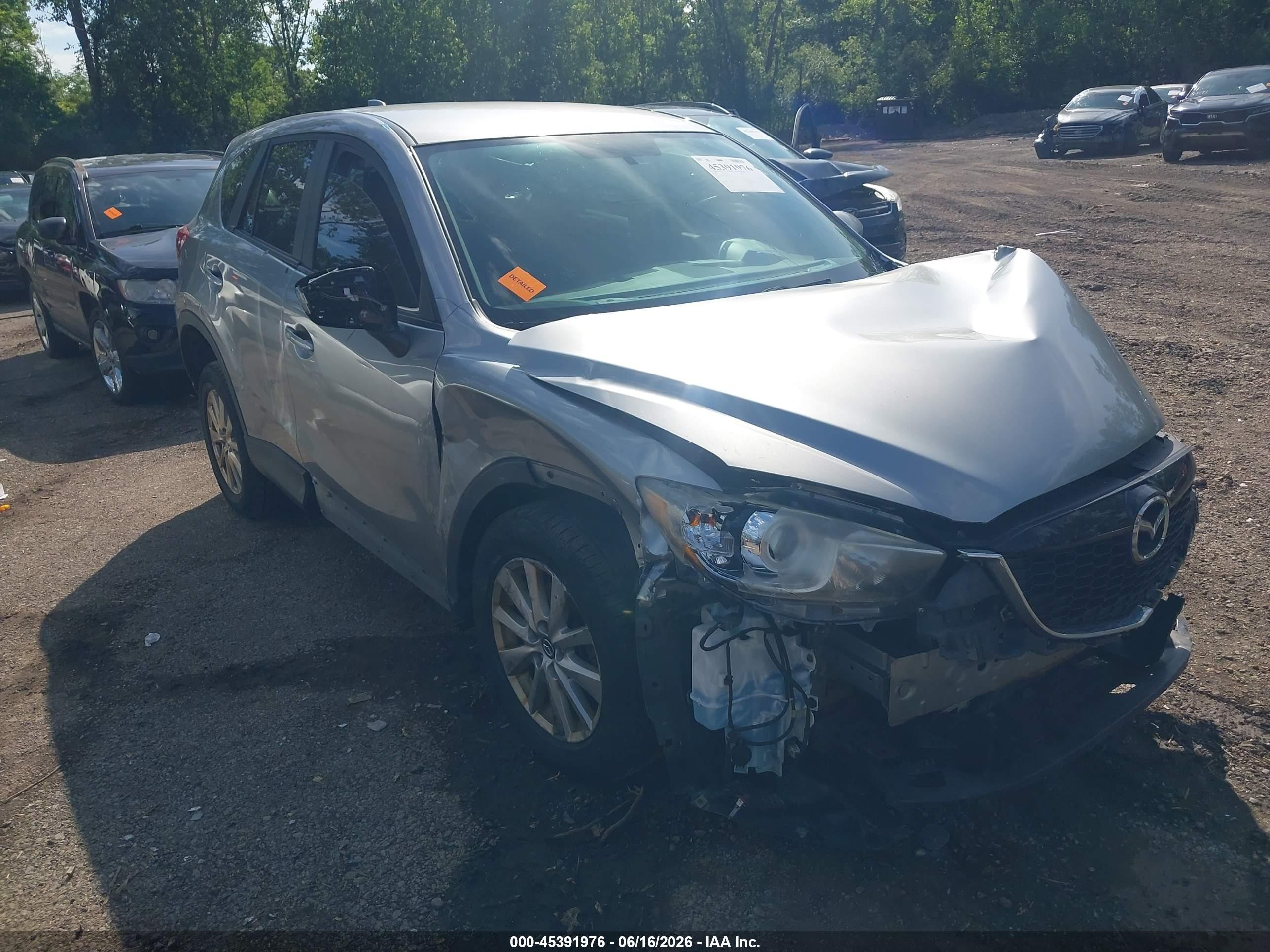 2014 Mazda Cx-5 Touring Silver vin: JM3KE2CY6E0406550