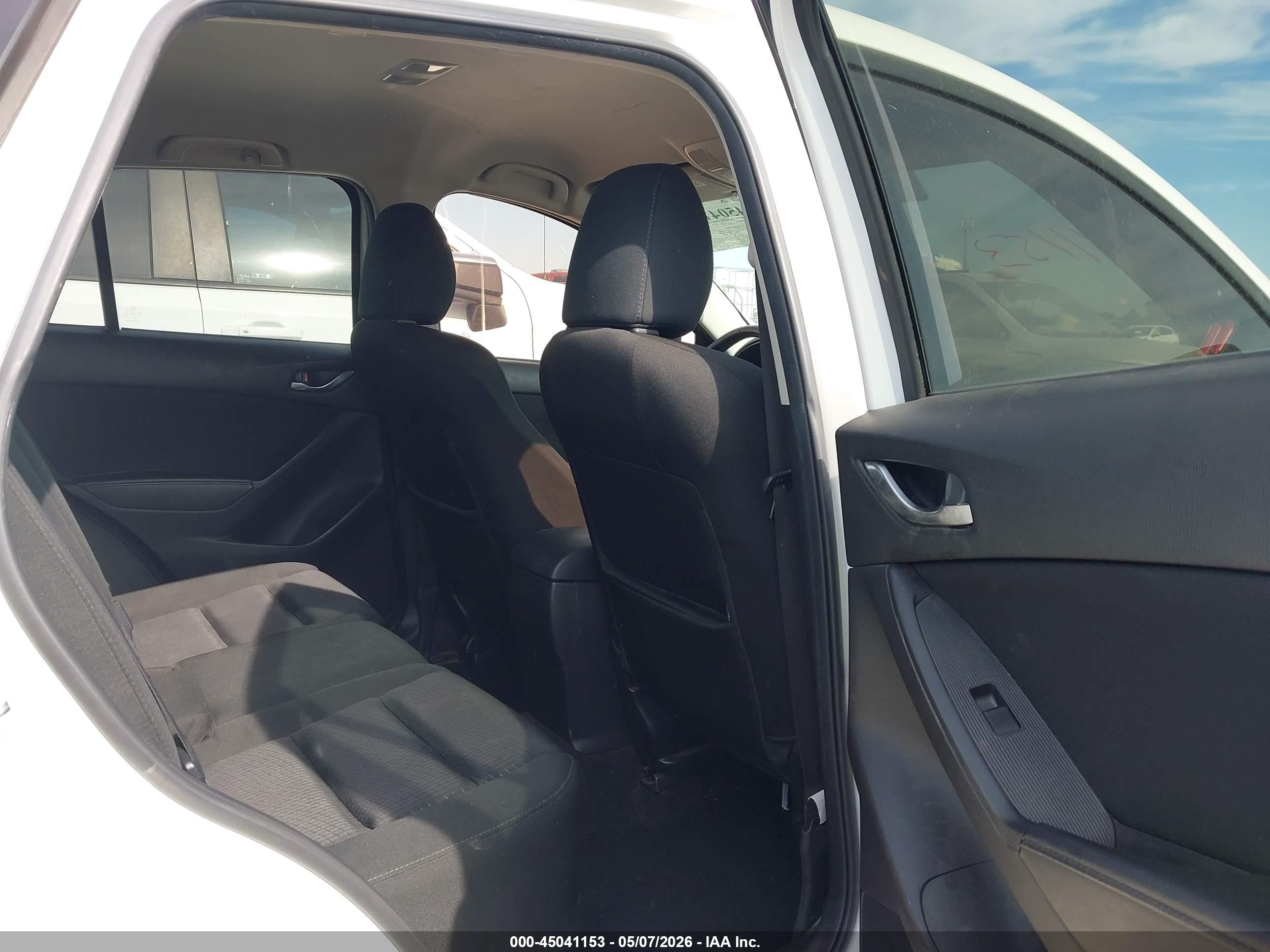 2015 Mazda Cx-5 Touring White vin: JM3KE2CY7F0527993