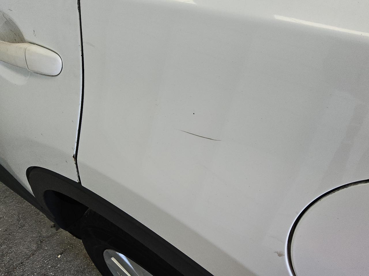 2014 Mazda Cx-5 Touring White vin: JM3KE2CYXE0340035 Damage: Left Qtr Panel, Light Scratch, 1 To 2 Inches