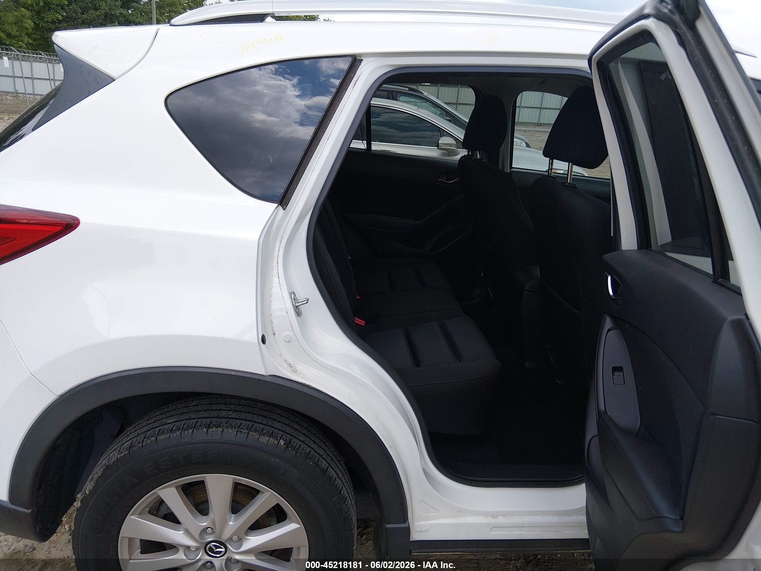 2015 Mazda Cx-5 Touring White vin: JM3KE2CYXF0525848