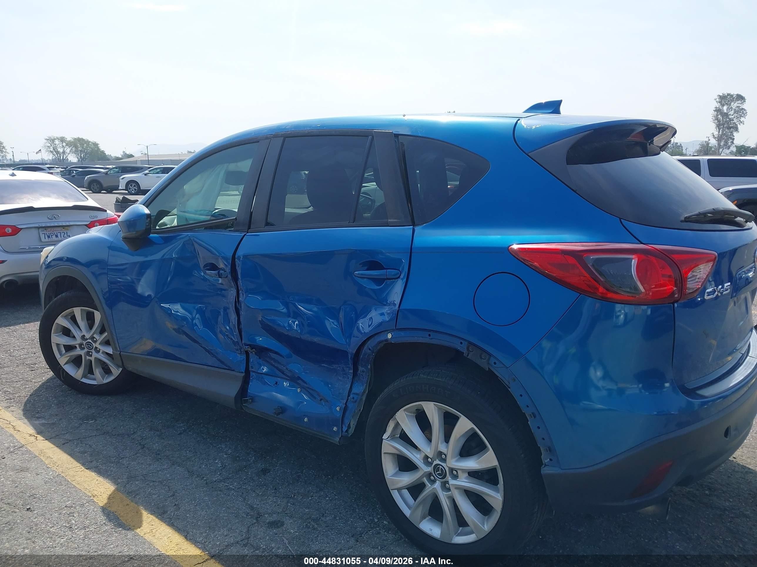 2013 Mazda Cx-5 Grand Touring Blue vin: JM3KE2DE8D0164413