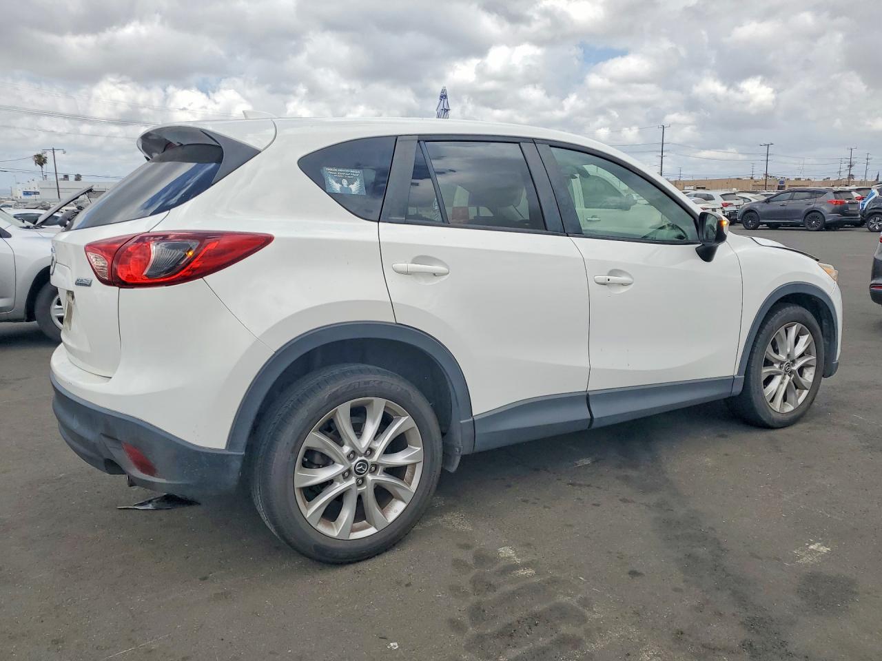 2015 Mazda Cx-5 Gt Белый vin: JM3KE2DY1F0507009