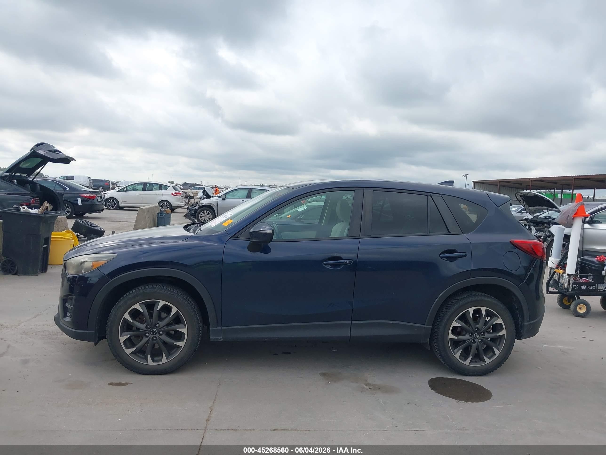 2016 Mazda Cx-5 Grand Touring Blue vin: JM3KE2DY1G0623991