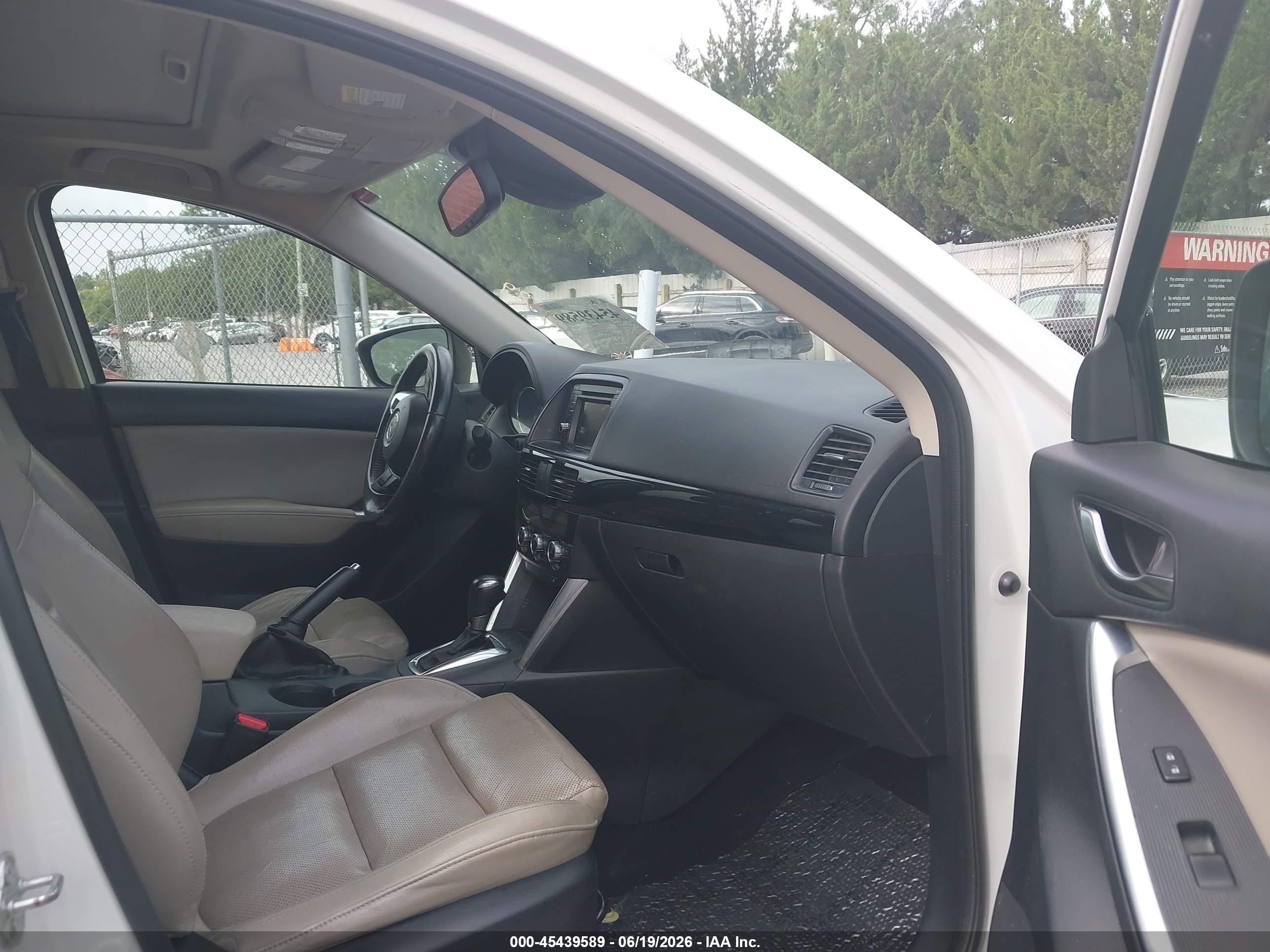 2014 Mazda Cx-5 Grand Touring White vin: JM3KE2DY4E0393229