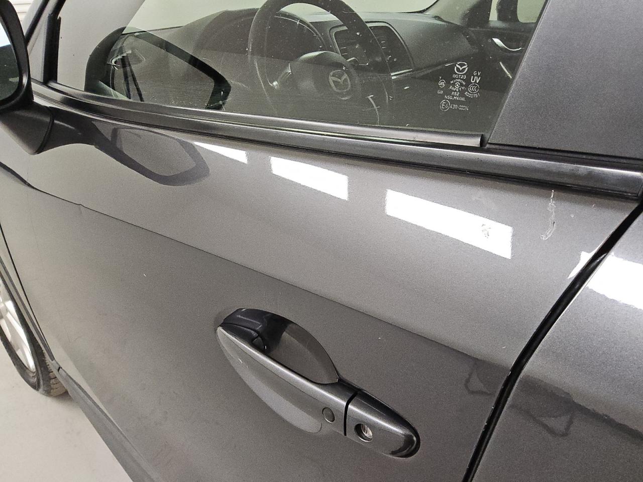 2015 Mazda Cx-5 Gt Gray vin: JM3KE2DY7F0520234 Damage: Left Front Door, Dent(S) W/ Paint Dmg, 1/2 To 1 Inch